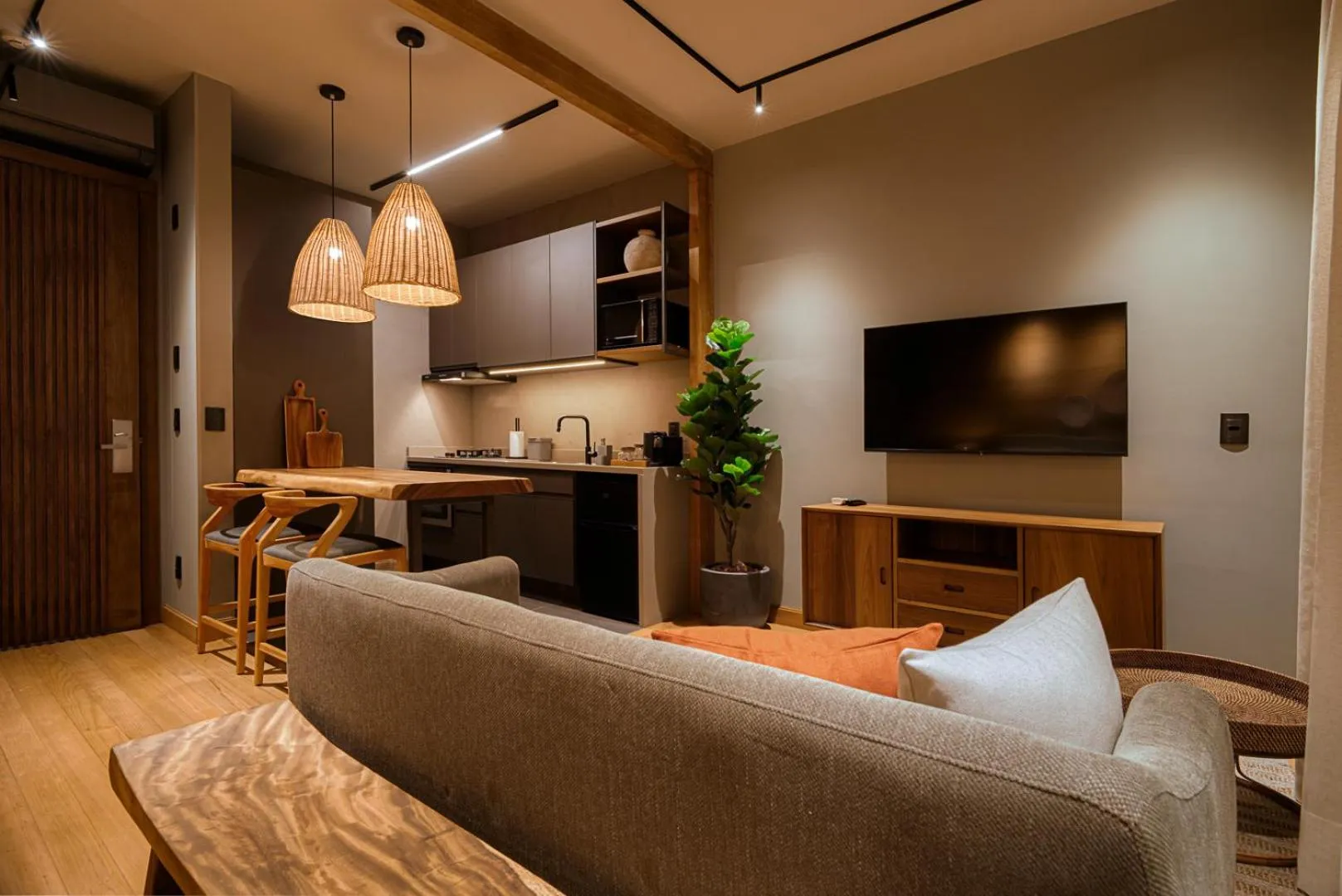 TV and multimedia in Mater Hotel