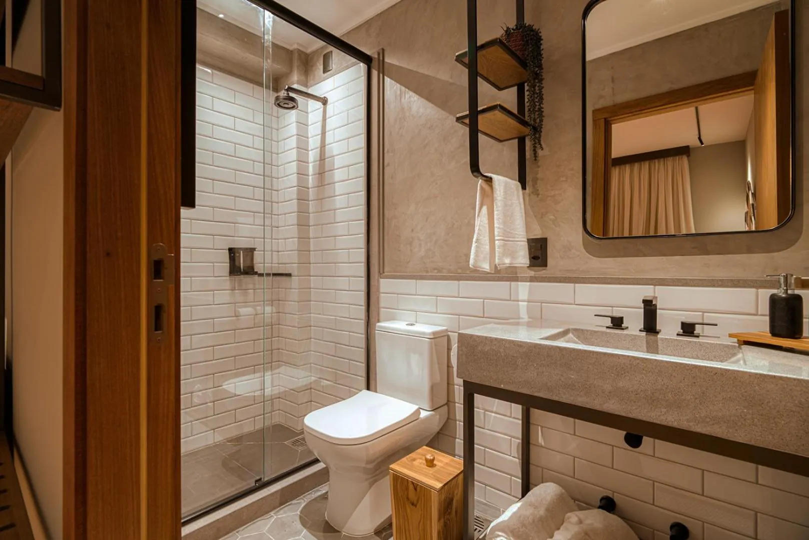 Toilet in Mater Hotel