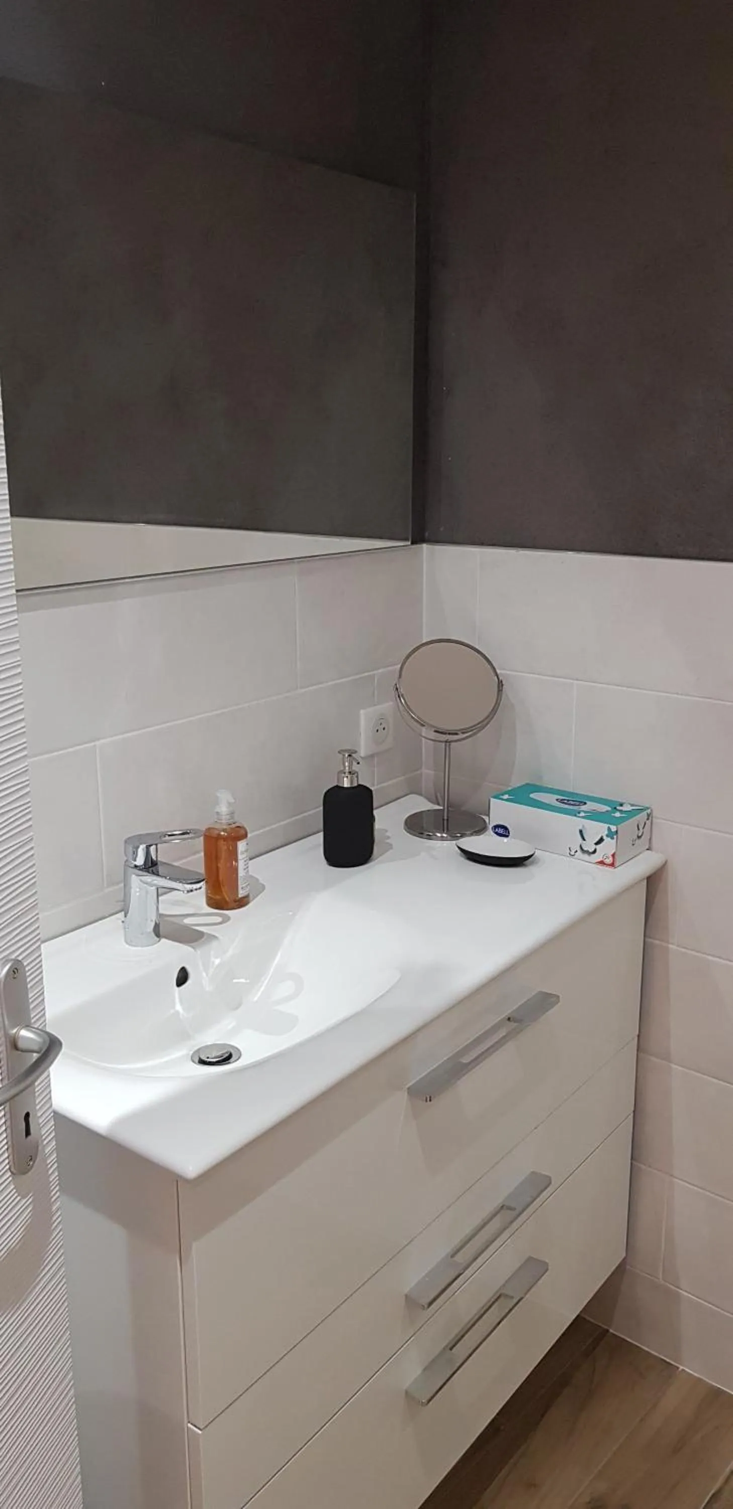 Bathroom in La Chouette Maison - Chambres d'hôtes et Gîte en Ville