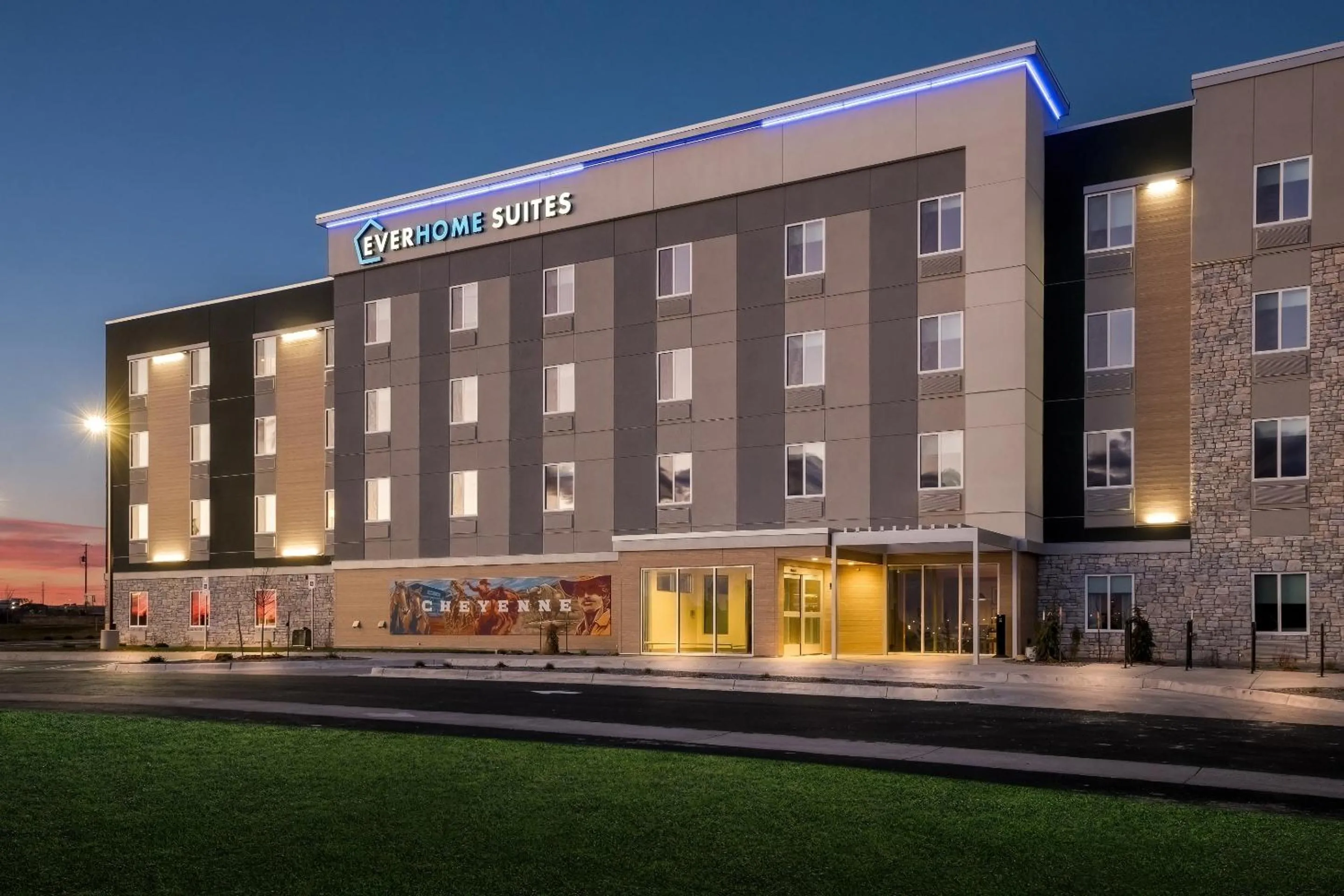 Property building in Everhome Suites Cheyenne
