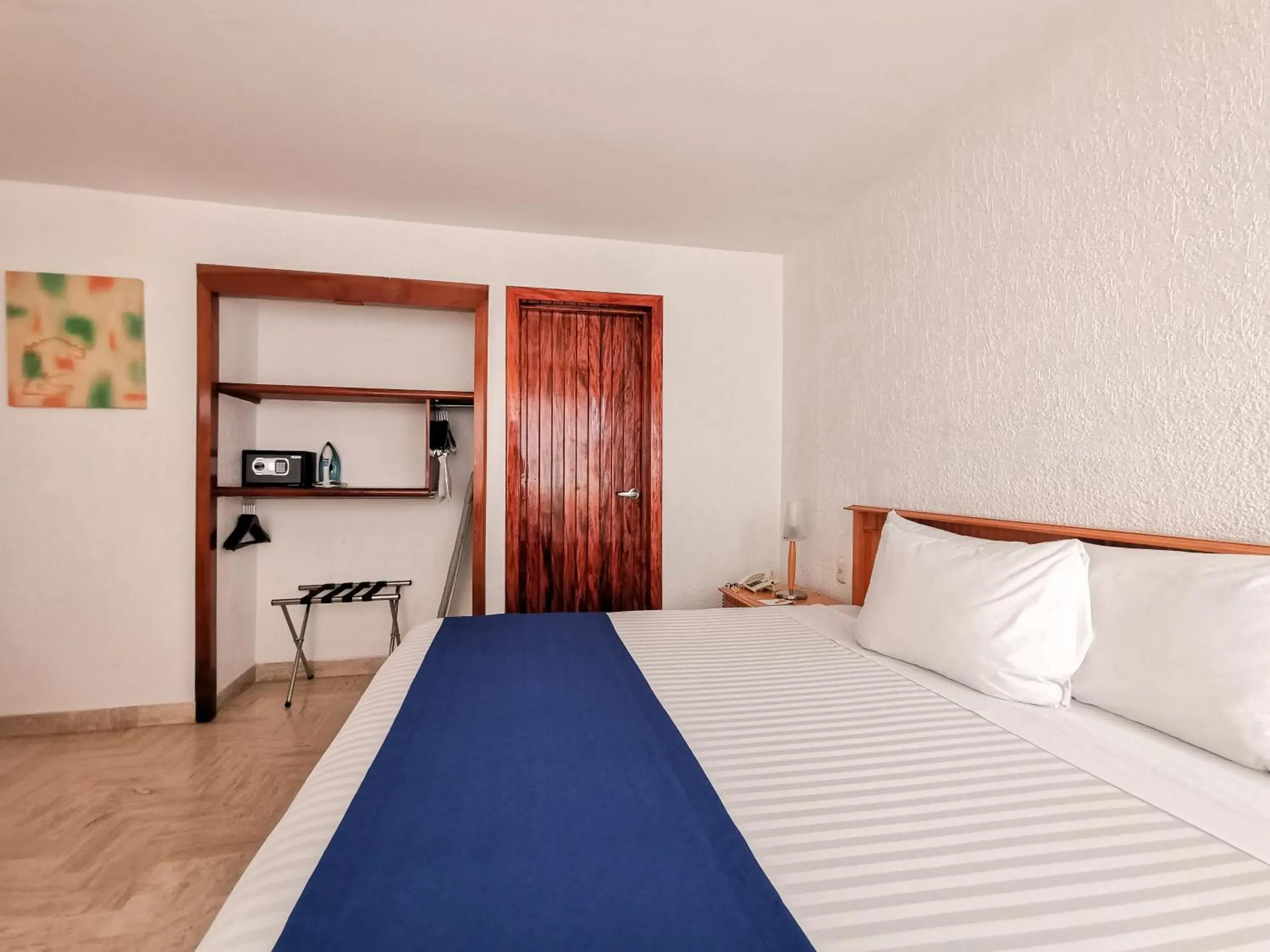 Bed in HOTEL DON MIGUEl Bed in HOTEL DON MIGUEl