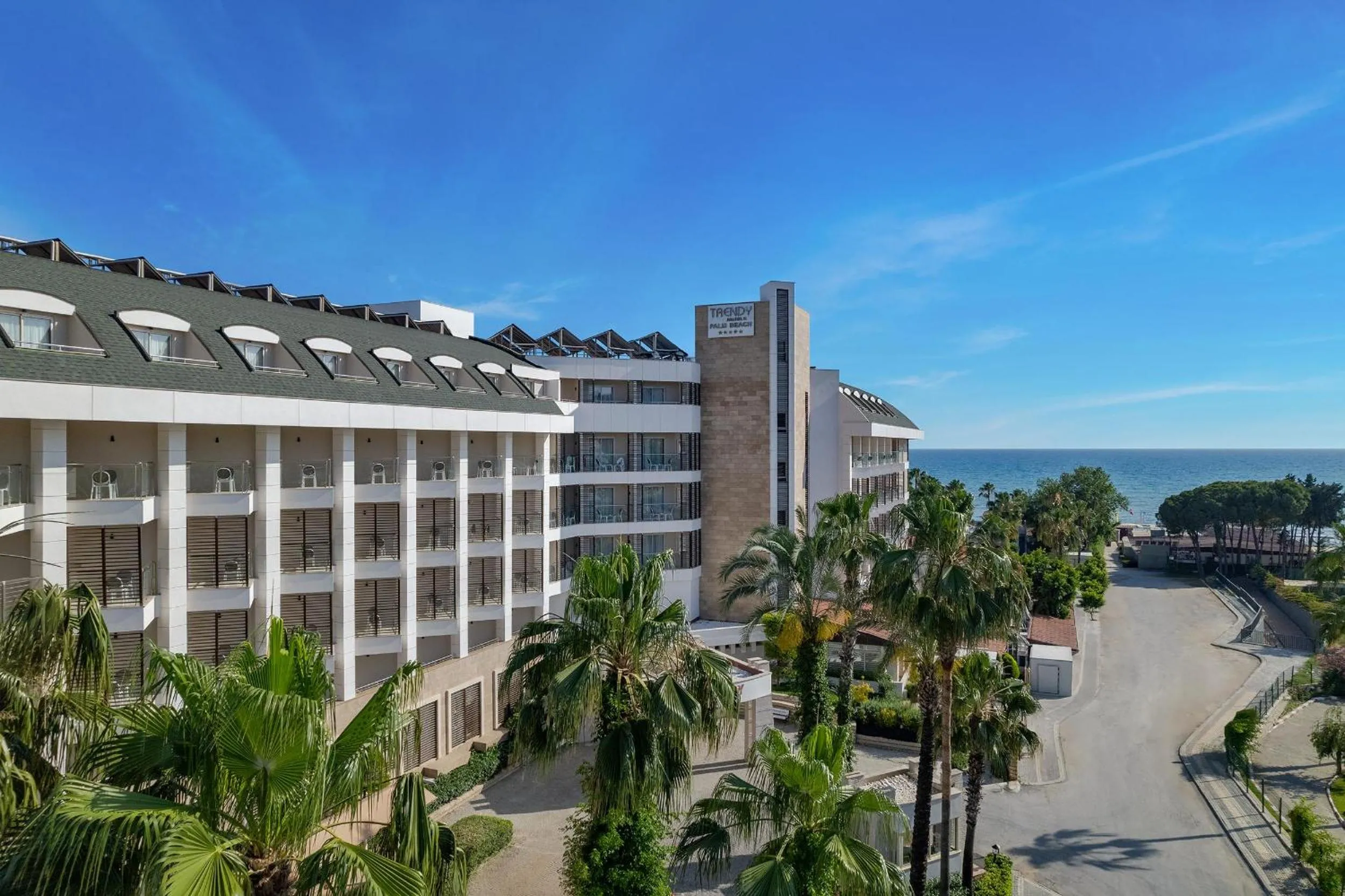 Trendy Palm Beach Adults Only