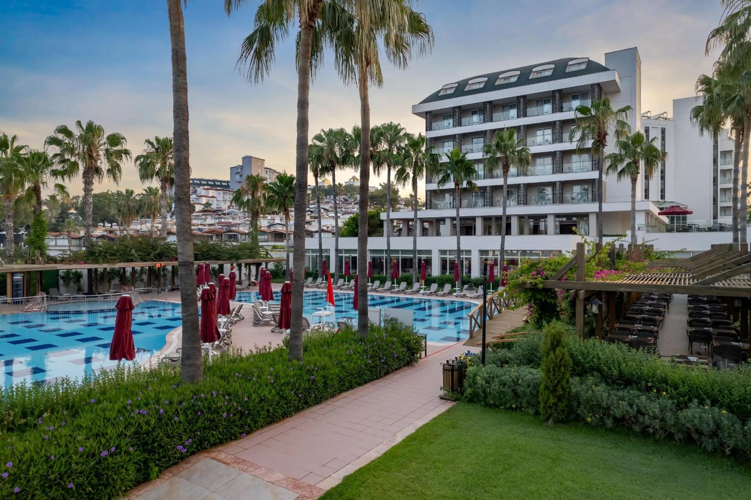 Trendy Palm Beach Adults Only