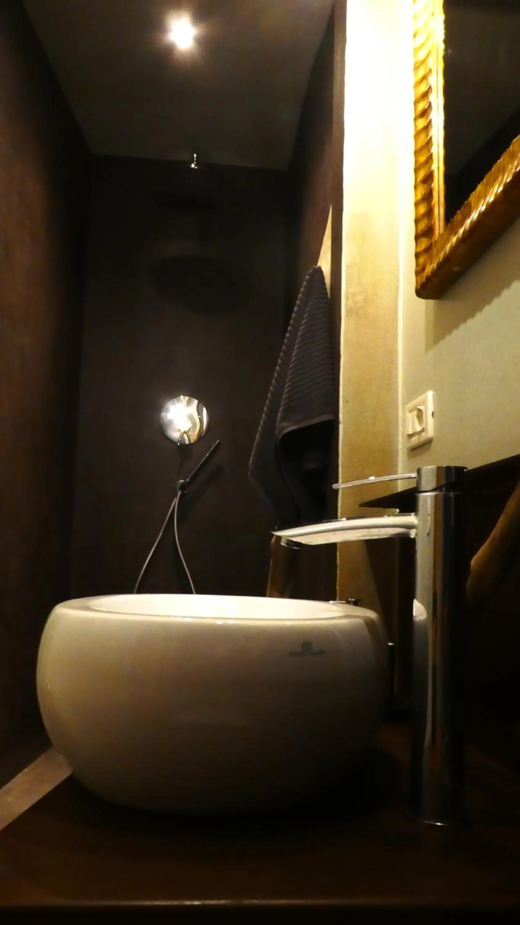Bathroom, Bed in LO studiO B&B