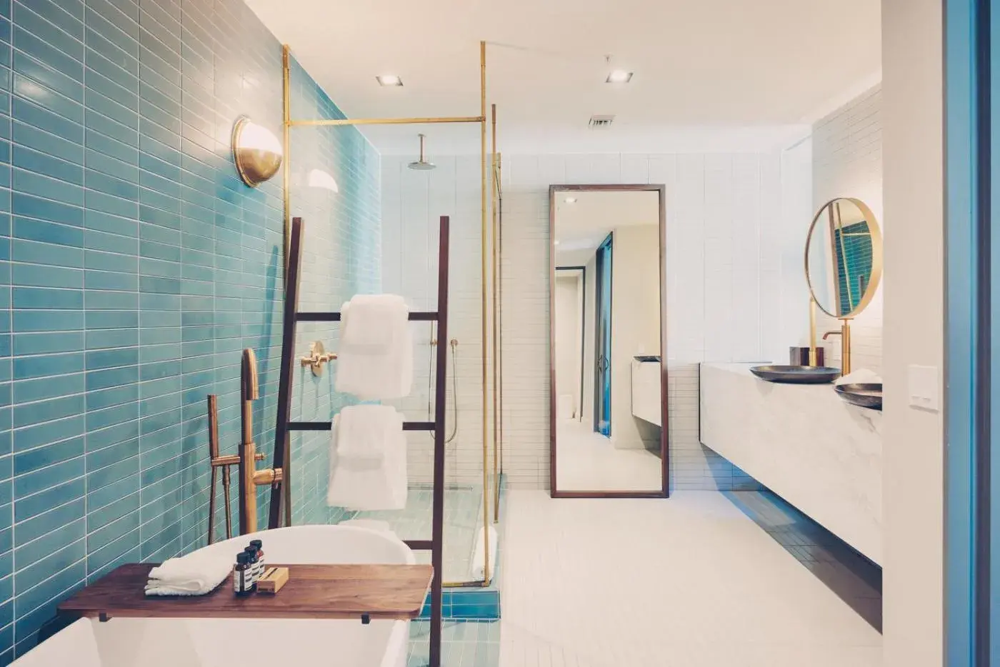 Shower, Bed in South Congress Hotel Shower, Bed in South Congress Hotel