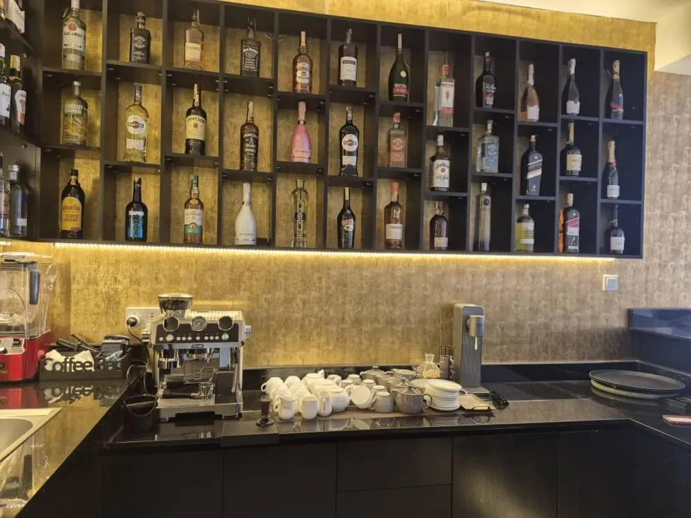 Lounge or bar in Kemrose