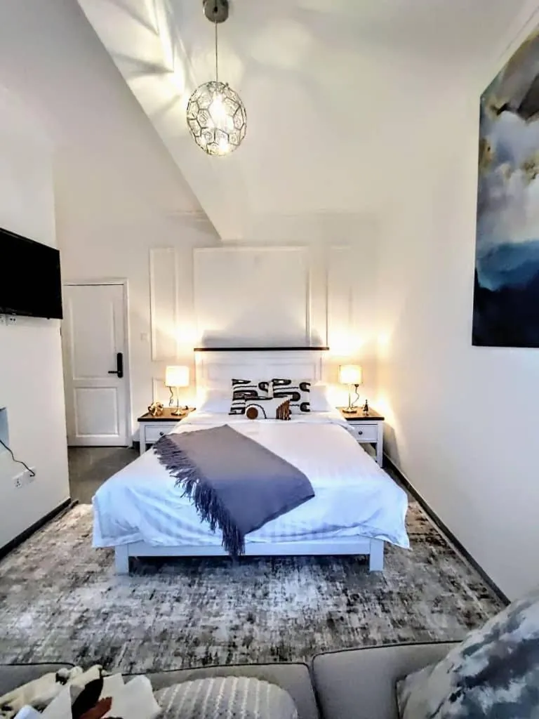 Bedroom, Bed in Kemrose