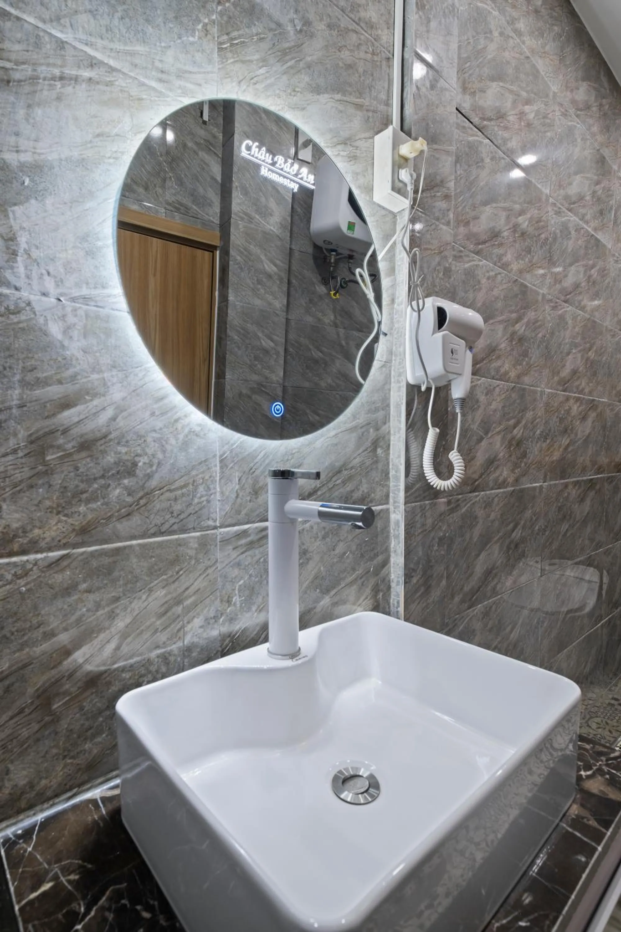 Shower in Châu Bảo An Homestay
