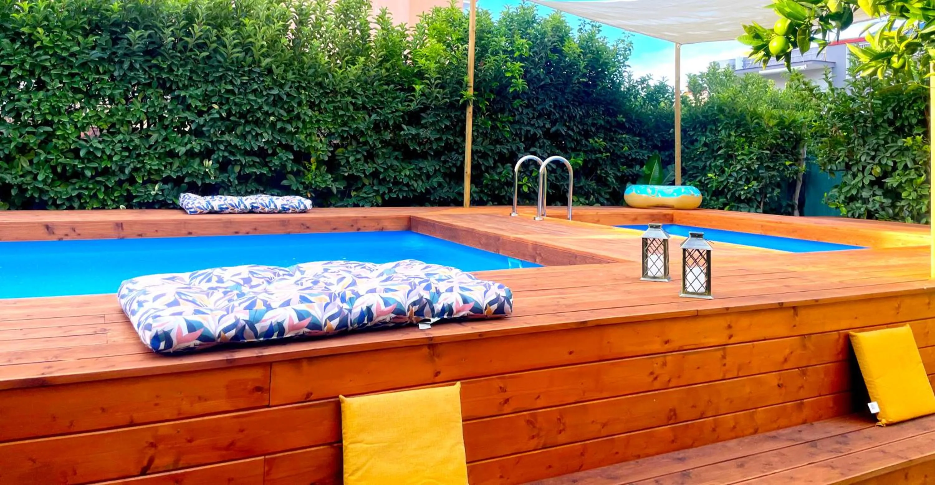 Swimming pool in Pompei Duplex Apartment Deluxe