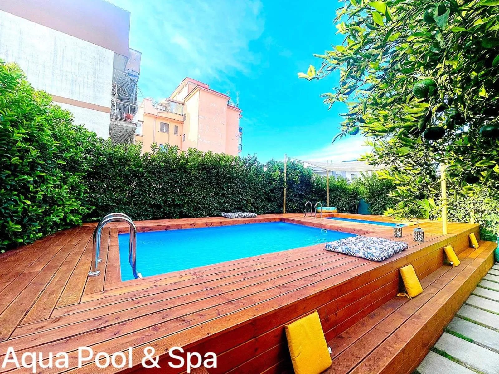 Swimming pool in Pompei Duplex Apartment Deluxe