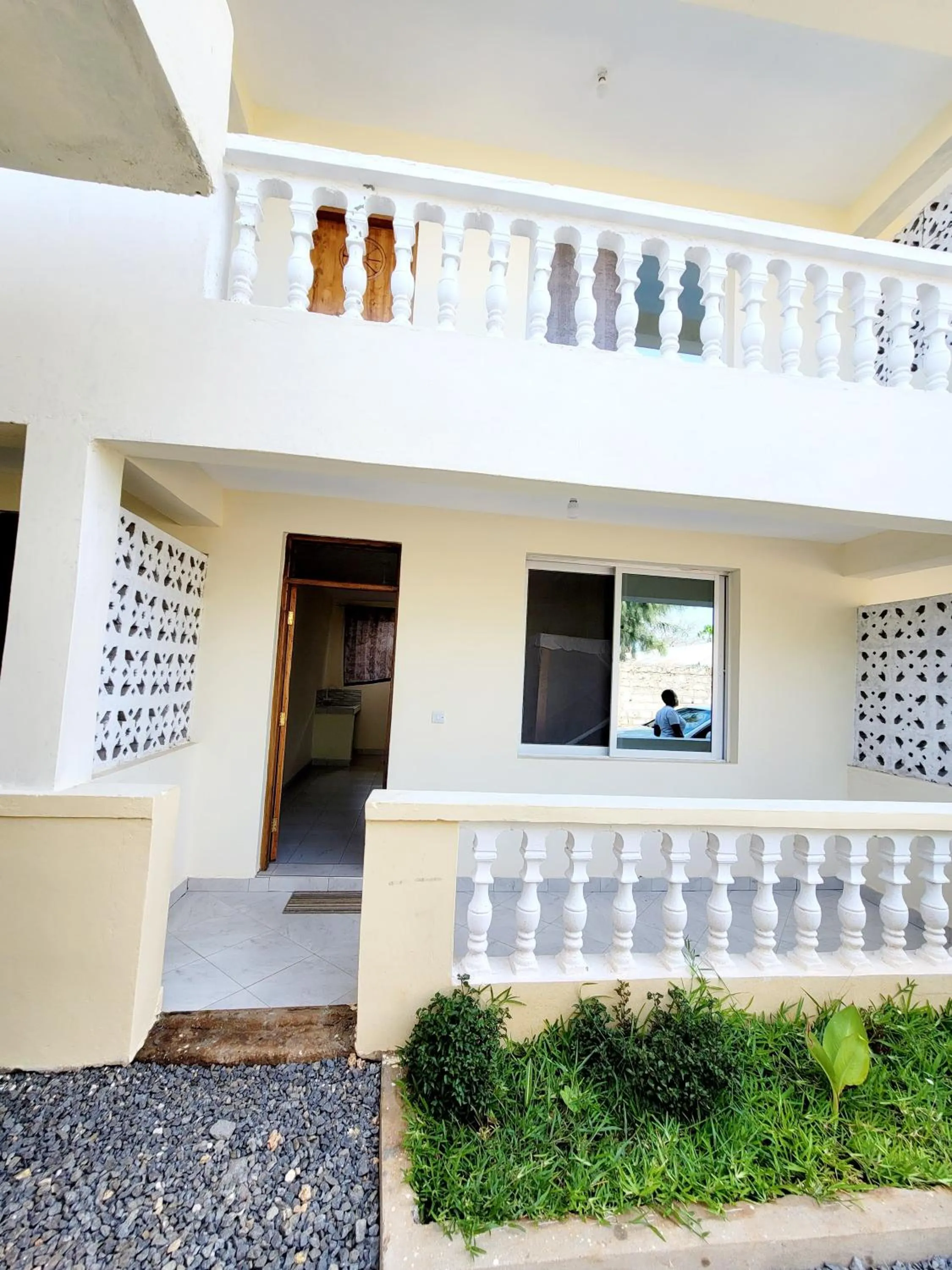 Property building in Casuarina Lounge