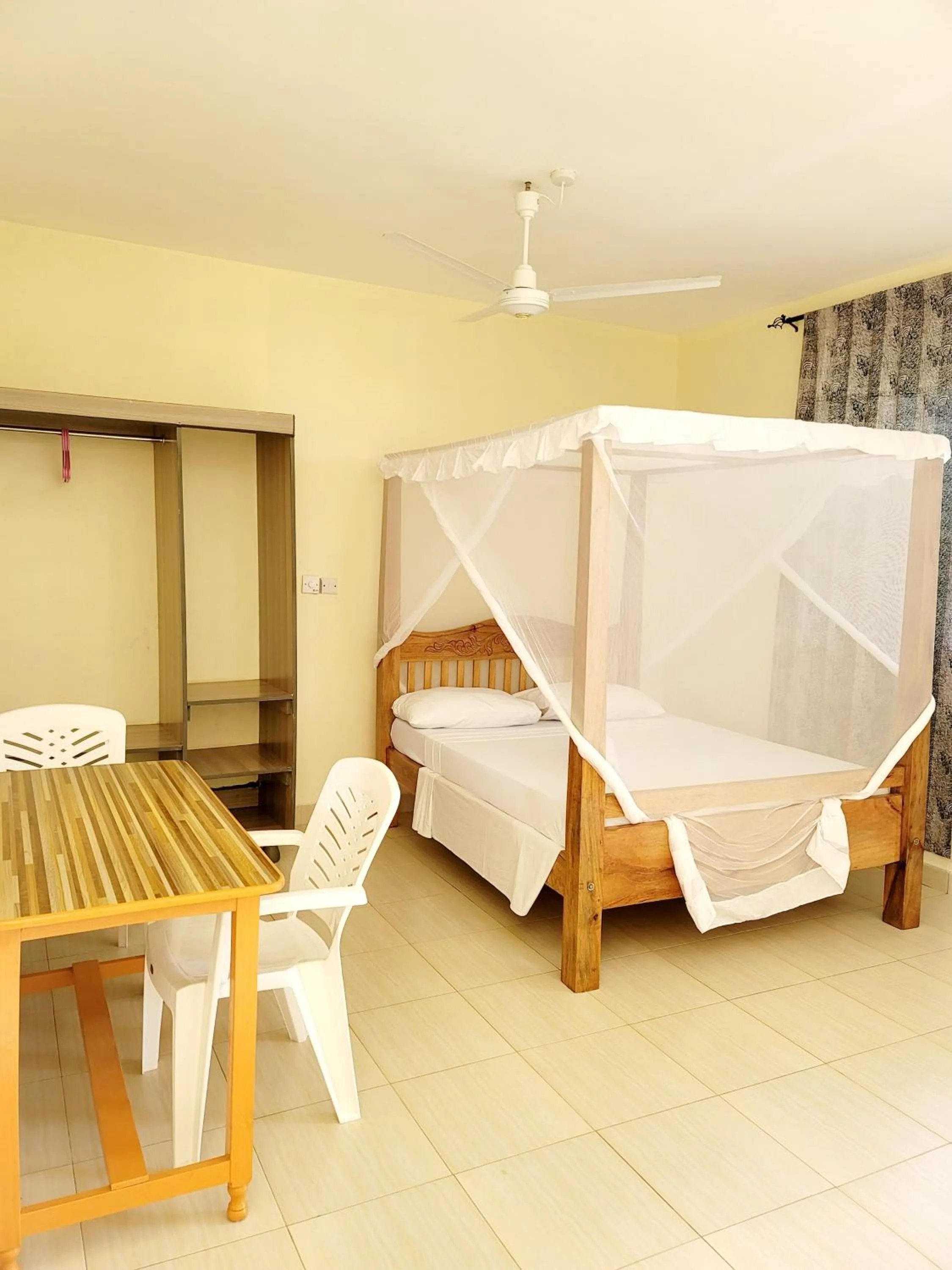 Photo of the whole room, Bed in Casuarina Lounge