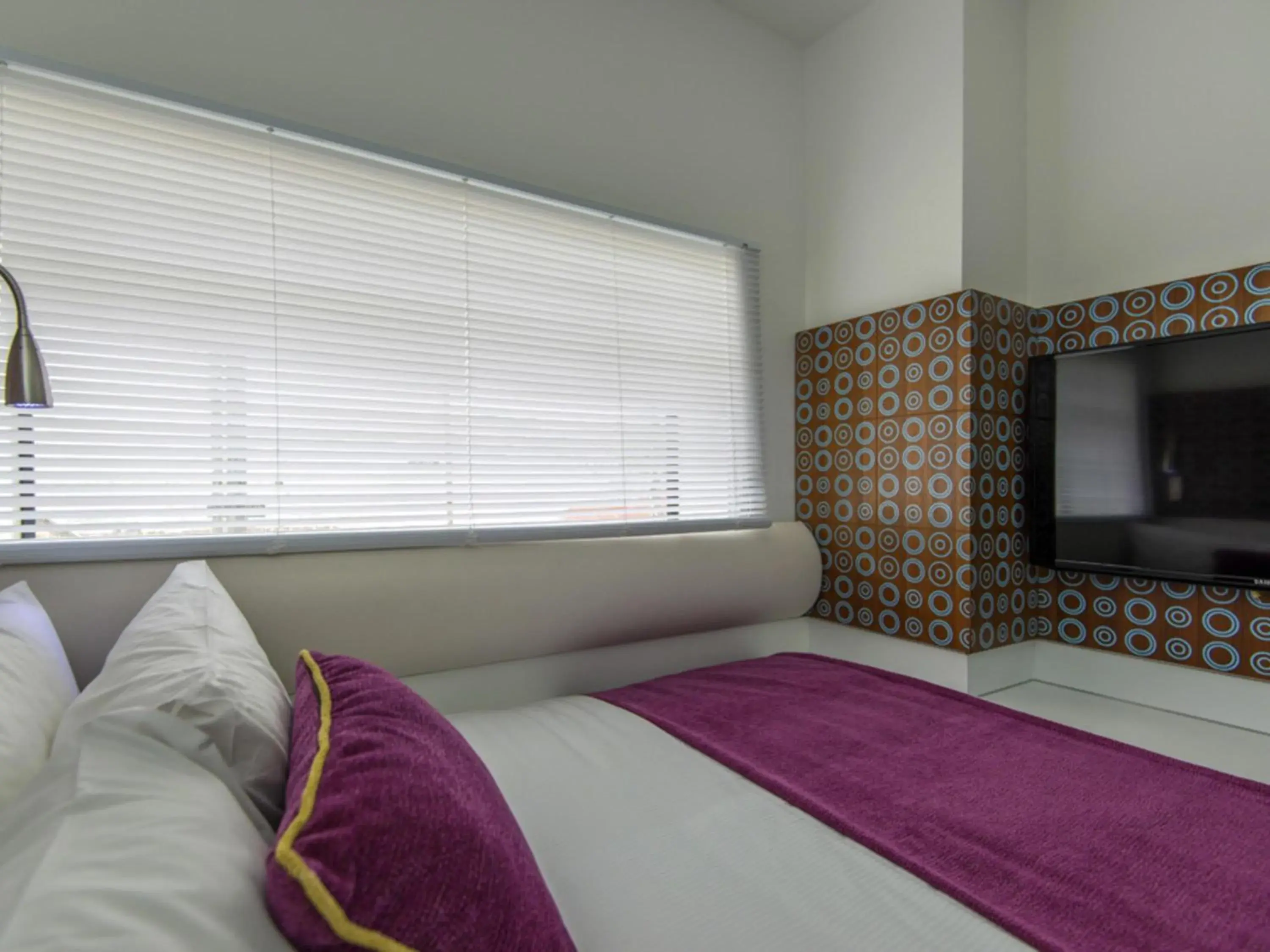 Bedroom, Bed in BreakFree on Cashel, an Accor Hotel Bedroom, Bed in BreakFree on Cashel, an Accor Hotel