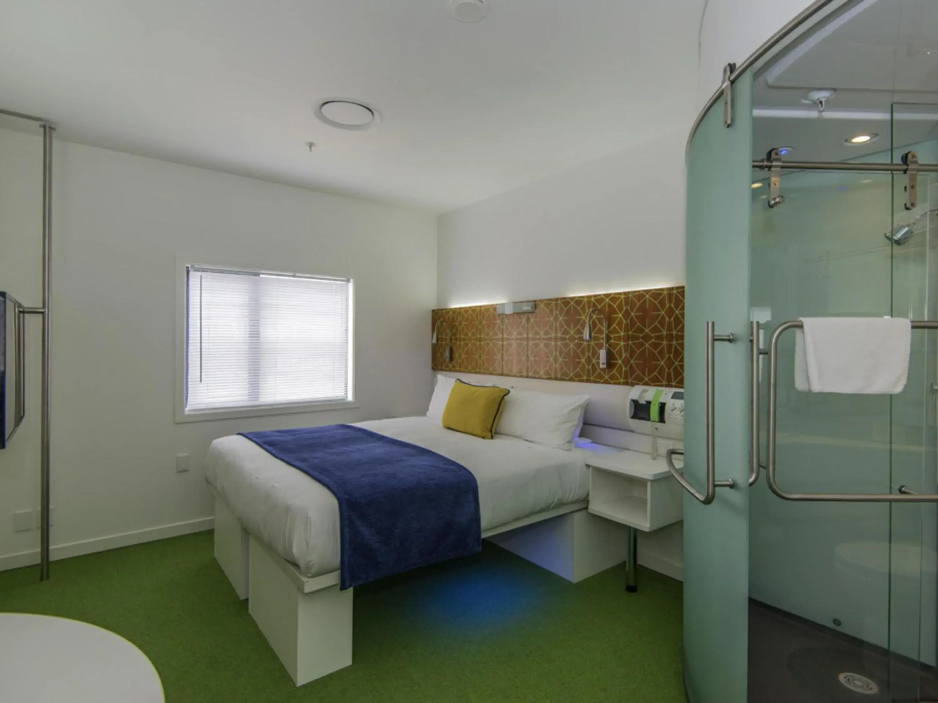 Bedroom, Bed in BreakFree on Cashel, an Accor Hotel Bedroom, Bed in BreakFree on Cashel, an Accor Hotel