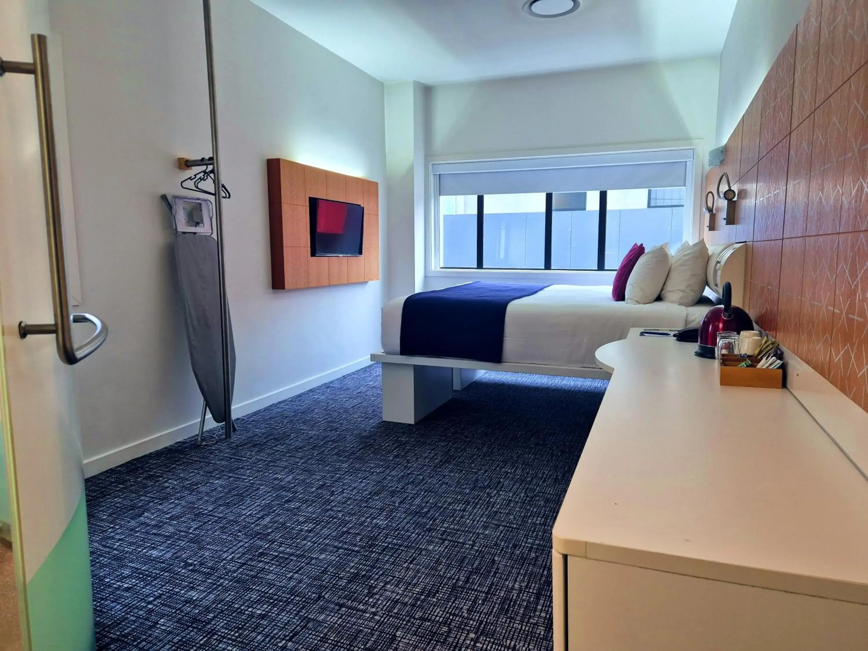 Photo of the whole room, Bed in BreakFree on Cashel, an Accor Hotel Photo of the whole room, Bed in BreakFree on Cashel, an Accor Hotel