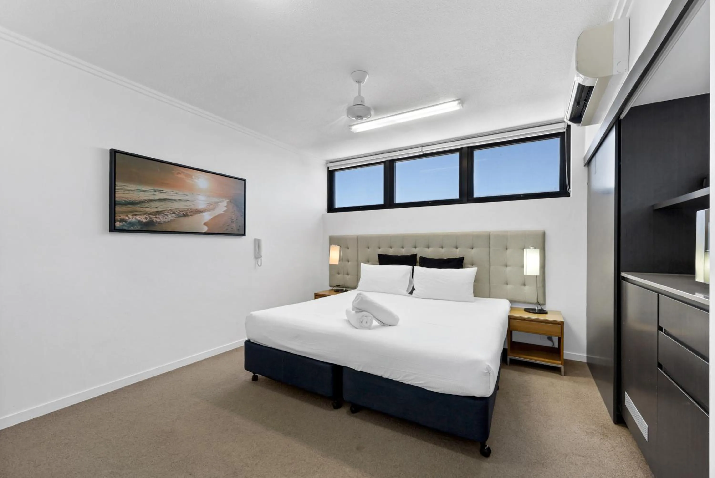 Bedroom, Bed in Pacific Sands Apartments Mackay
