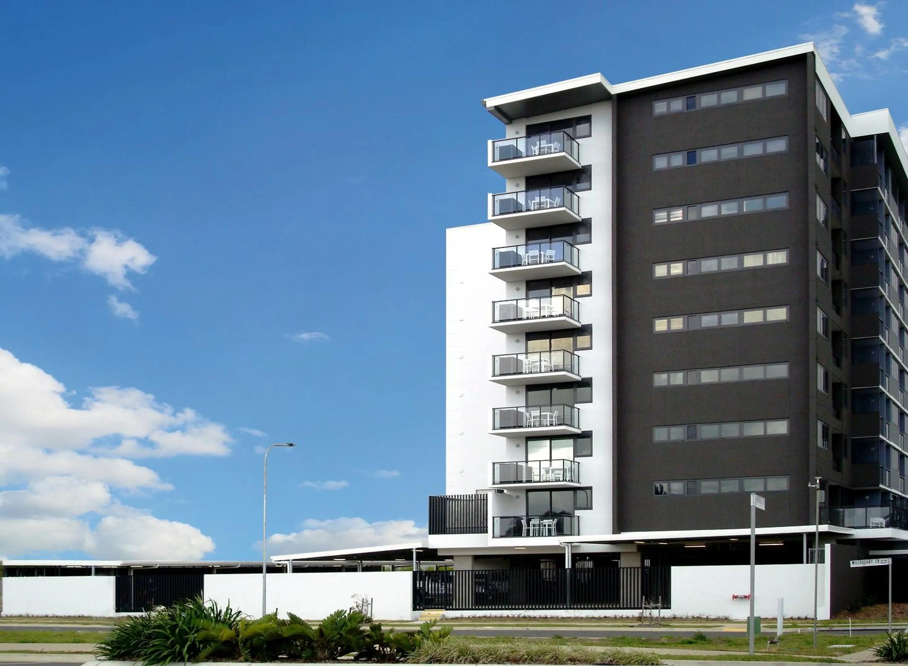 Facade/entrance in Pacific Sands Apartments Mackay