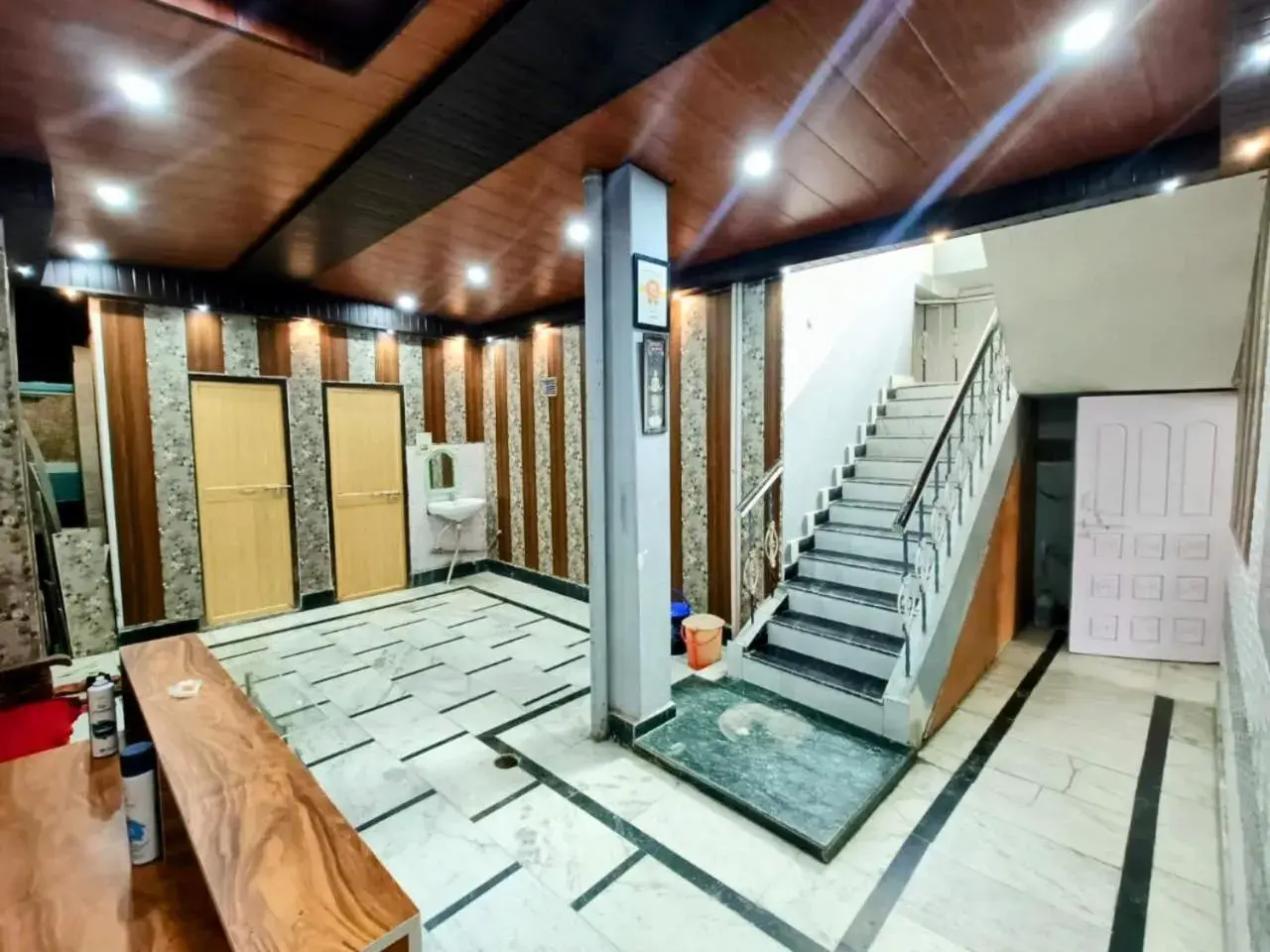 Property building in Mohit Paying Guest House Property building in Mohit Paying Guest House