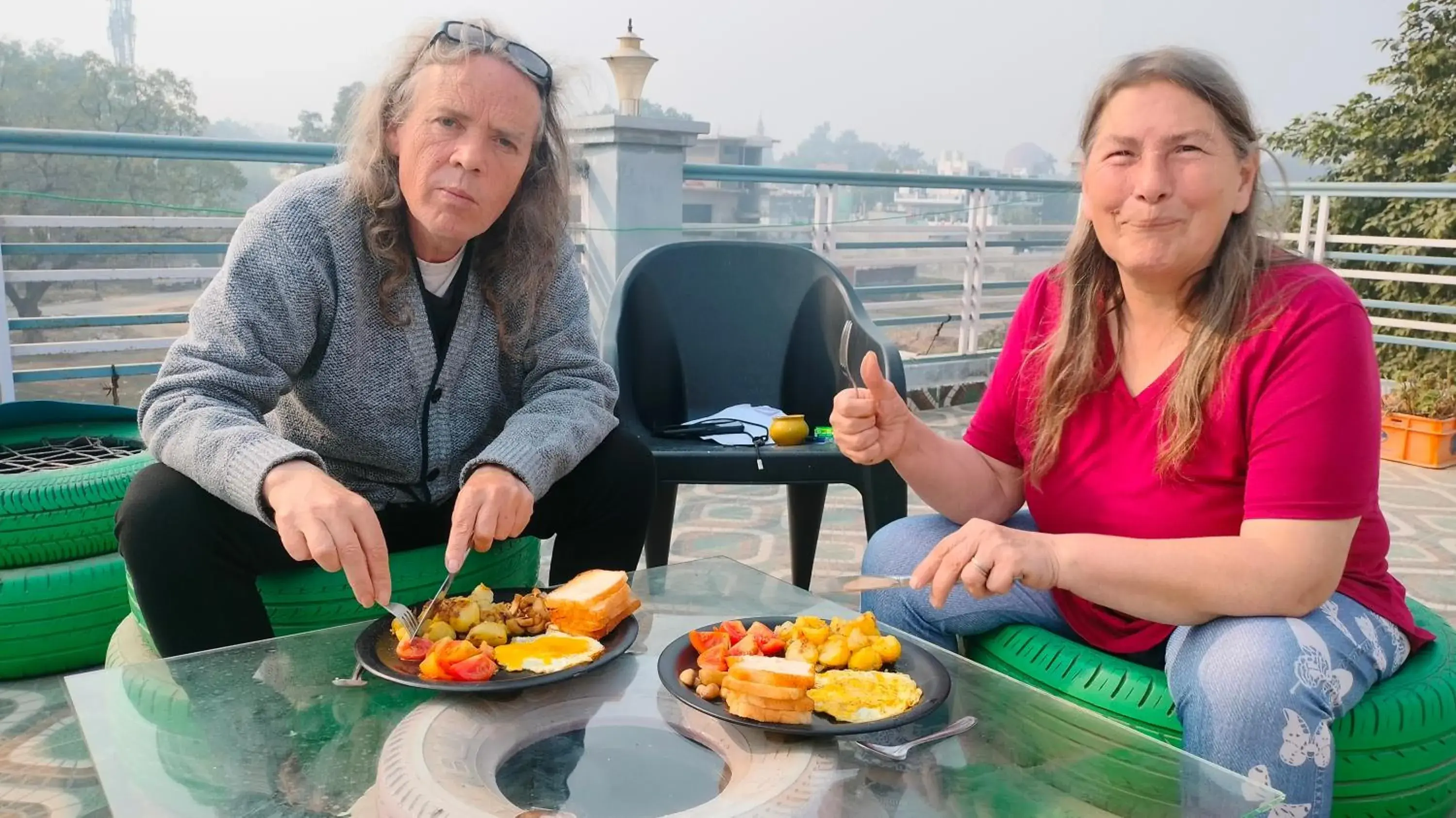 Food and drinks in Mohit Paying Guest House Food and drinks in Mohit Paying Guest House