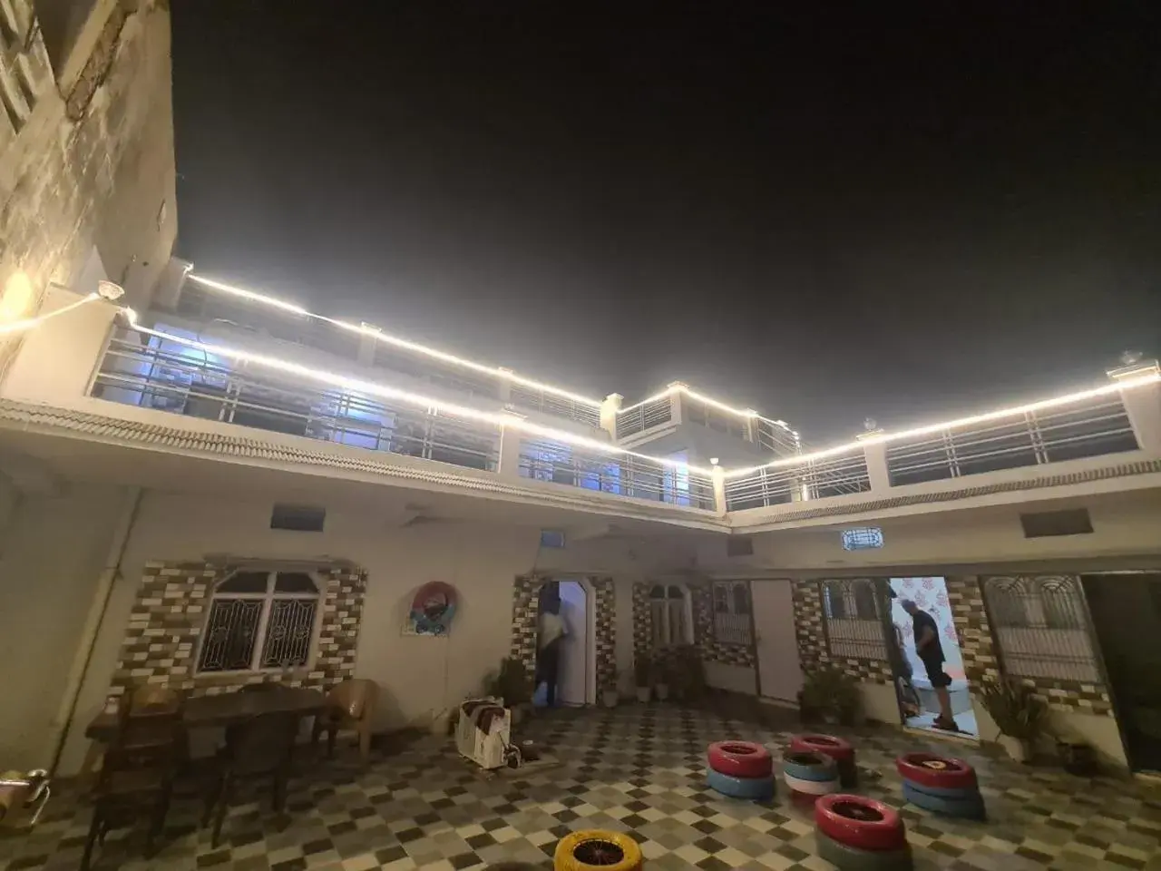 Property building in Mohit Paying Guest House Property building in Mohit Paying Guest House