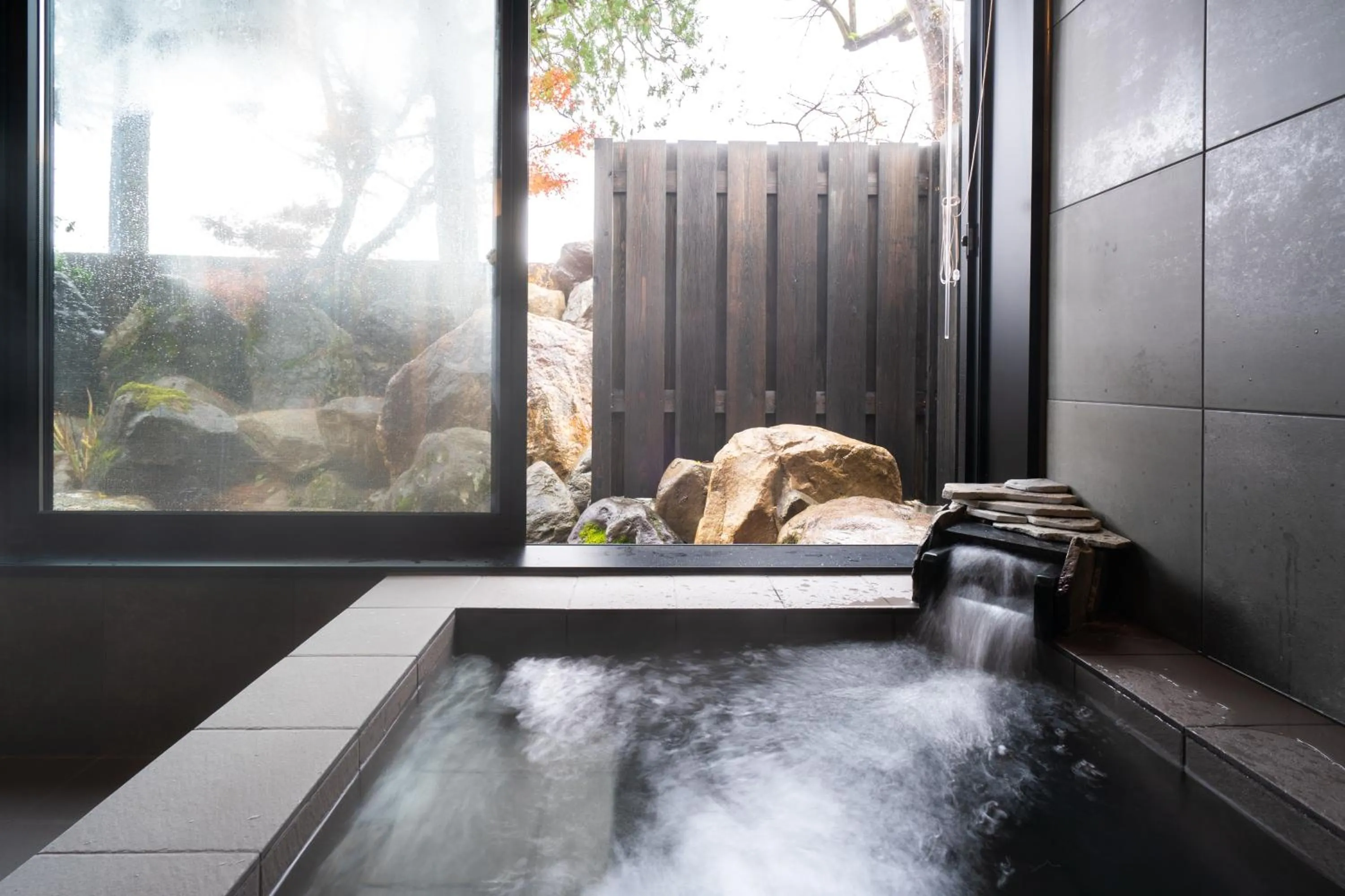 Hot Spring Bath in Maruyama Onsen Kojyokan