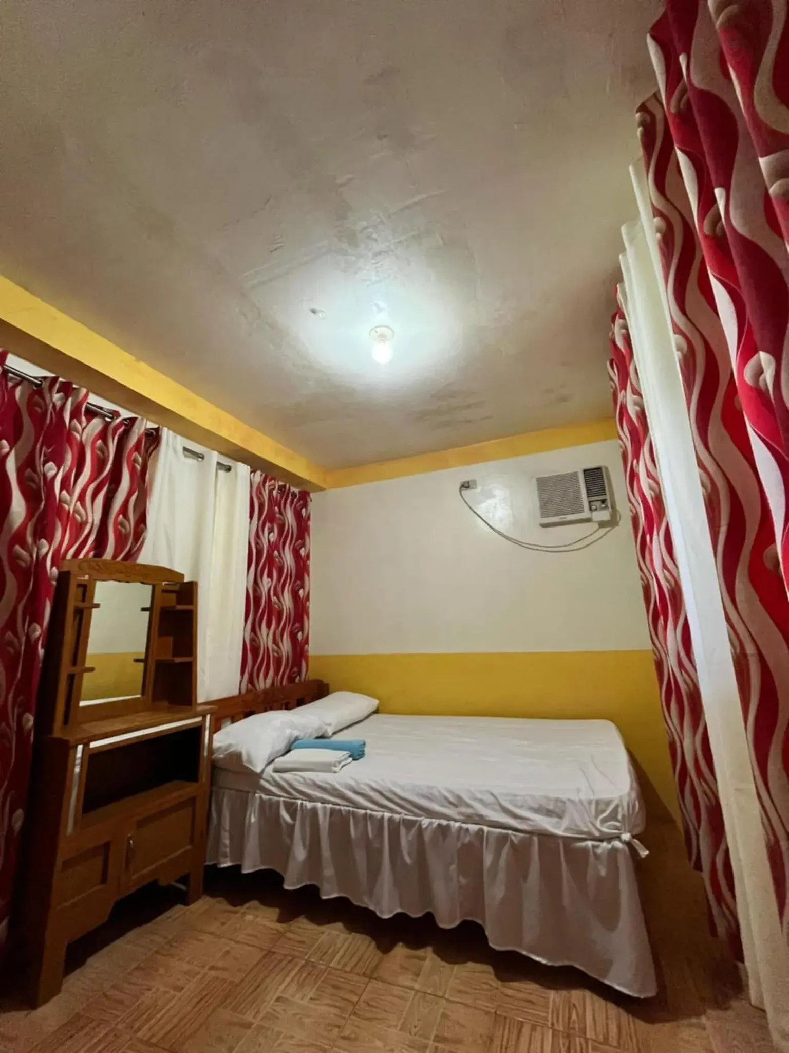 Bed in Isla Paraiso Resort-Hotel Bed in Isla Paraiso Resort-Hotel