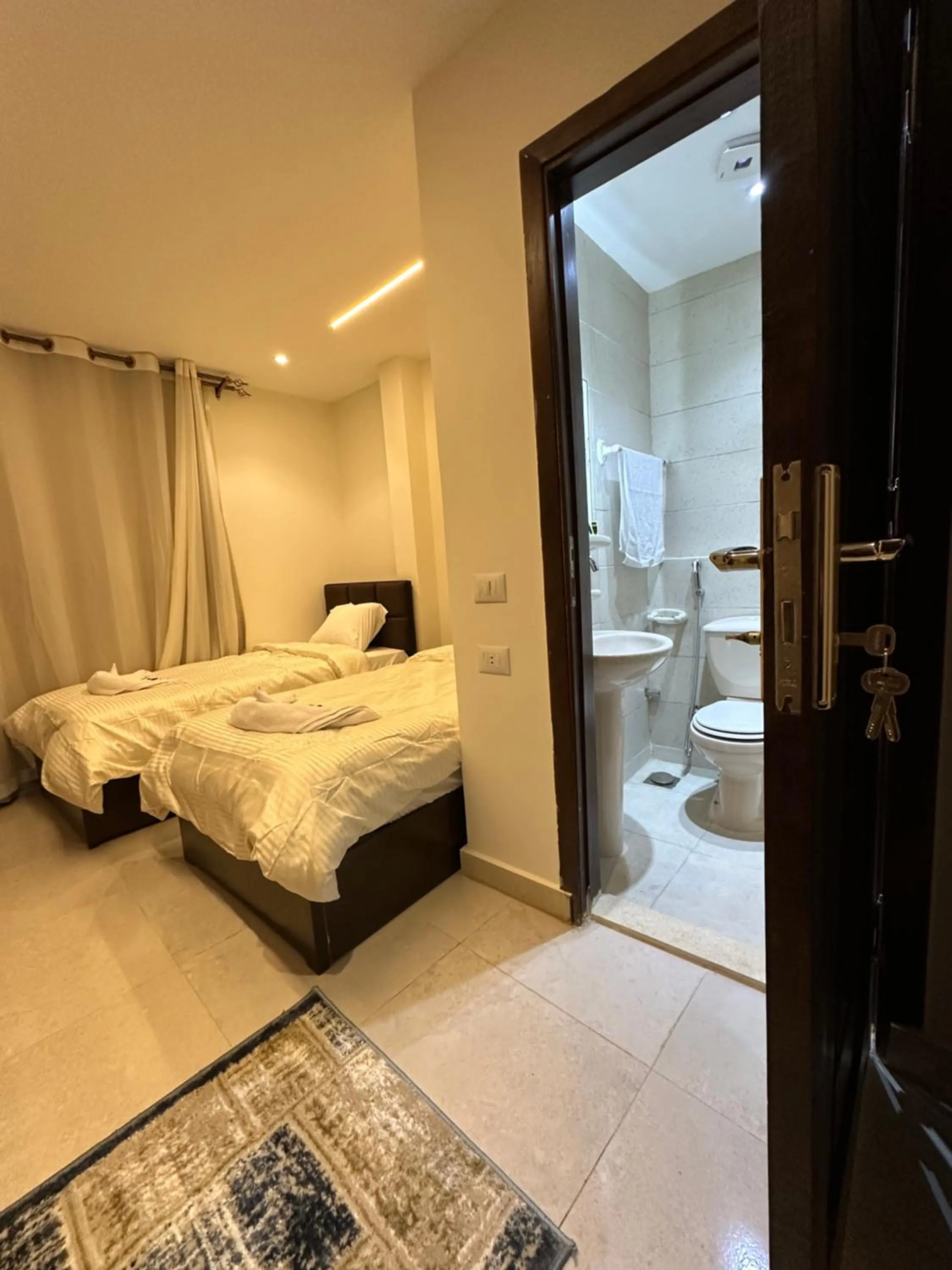 Deluxe Double Room - single occupancy in Sun 3 Pyramids Inn