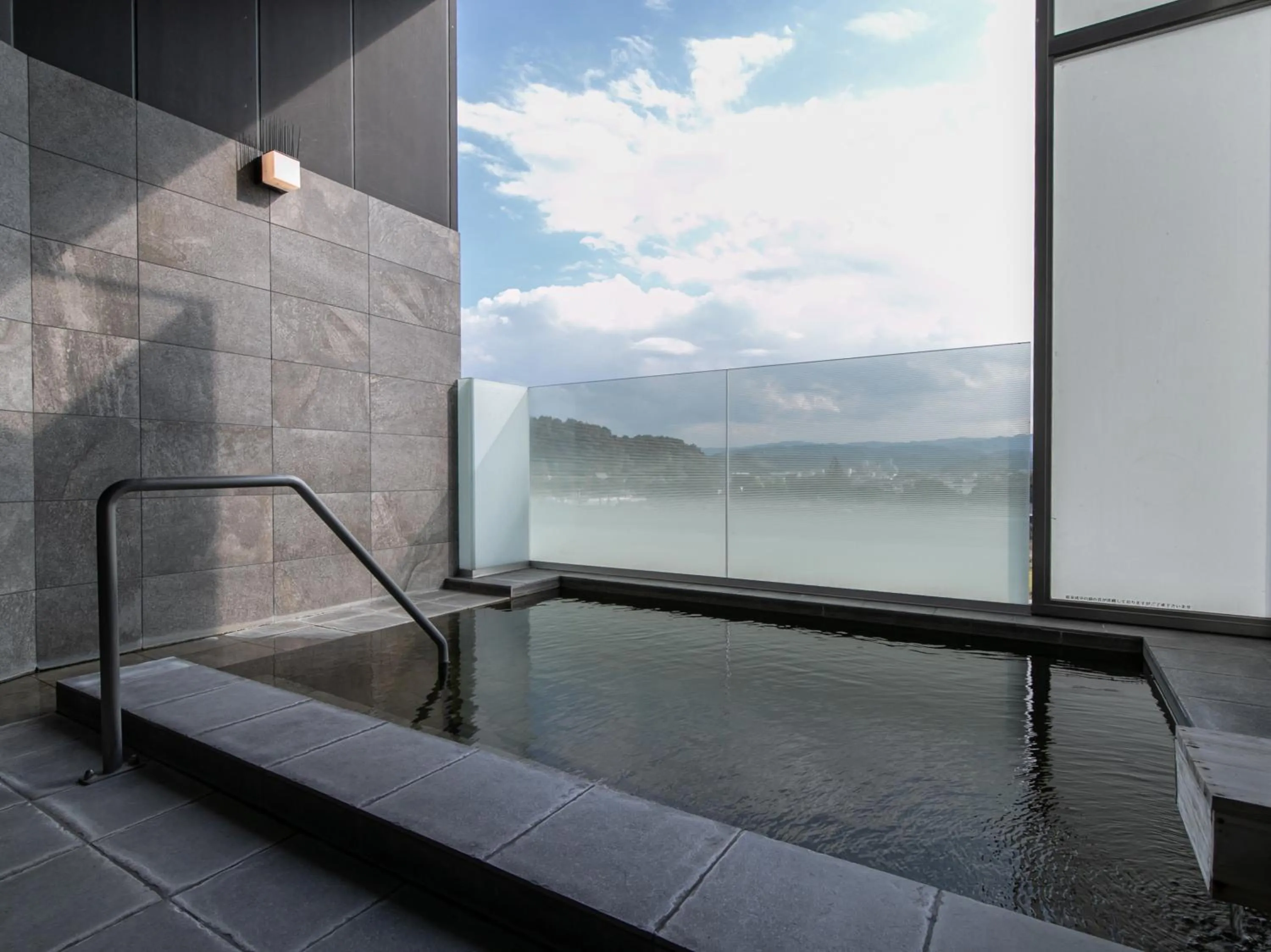 Hitoyoshi Onsen Nabeya