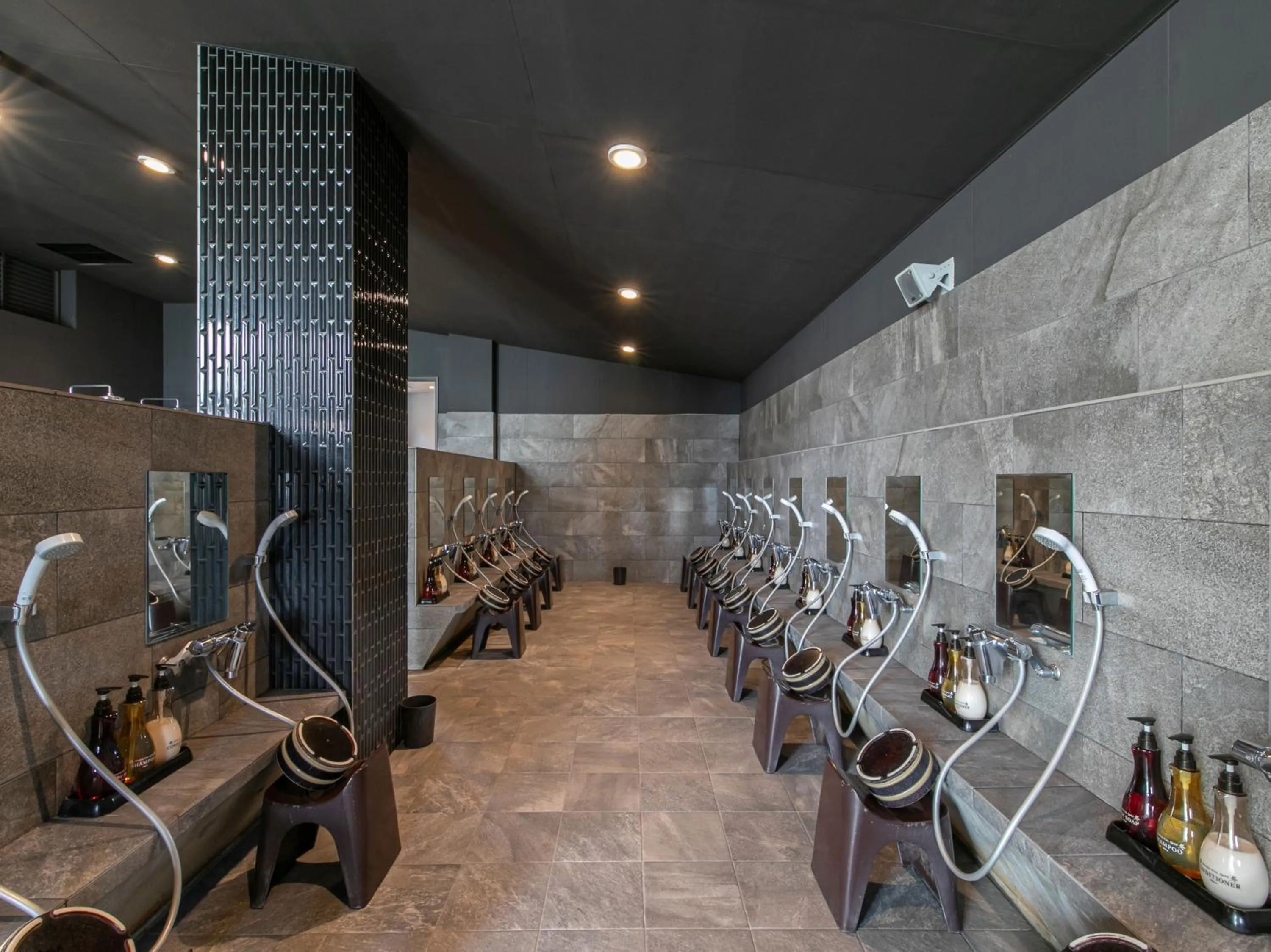 Hitoyoshi Onsen Nabeya