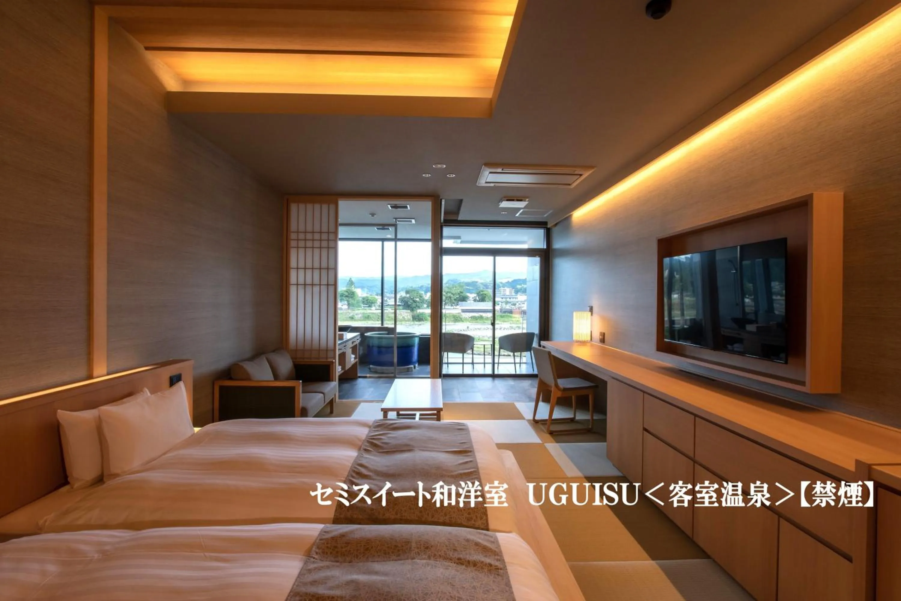 Photo of the whole room, Bed in Hitoyoshi Onsen Nabeya