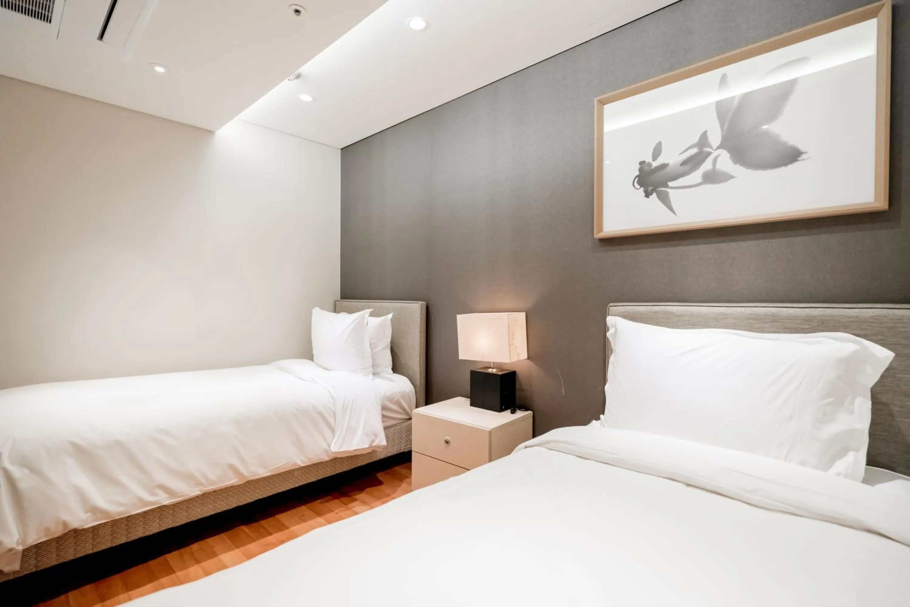 Bed in Oriens Hotel & Residences Myeongdong