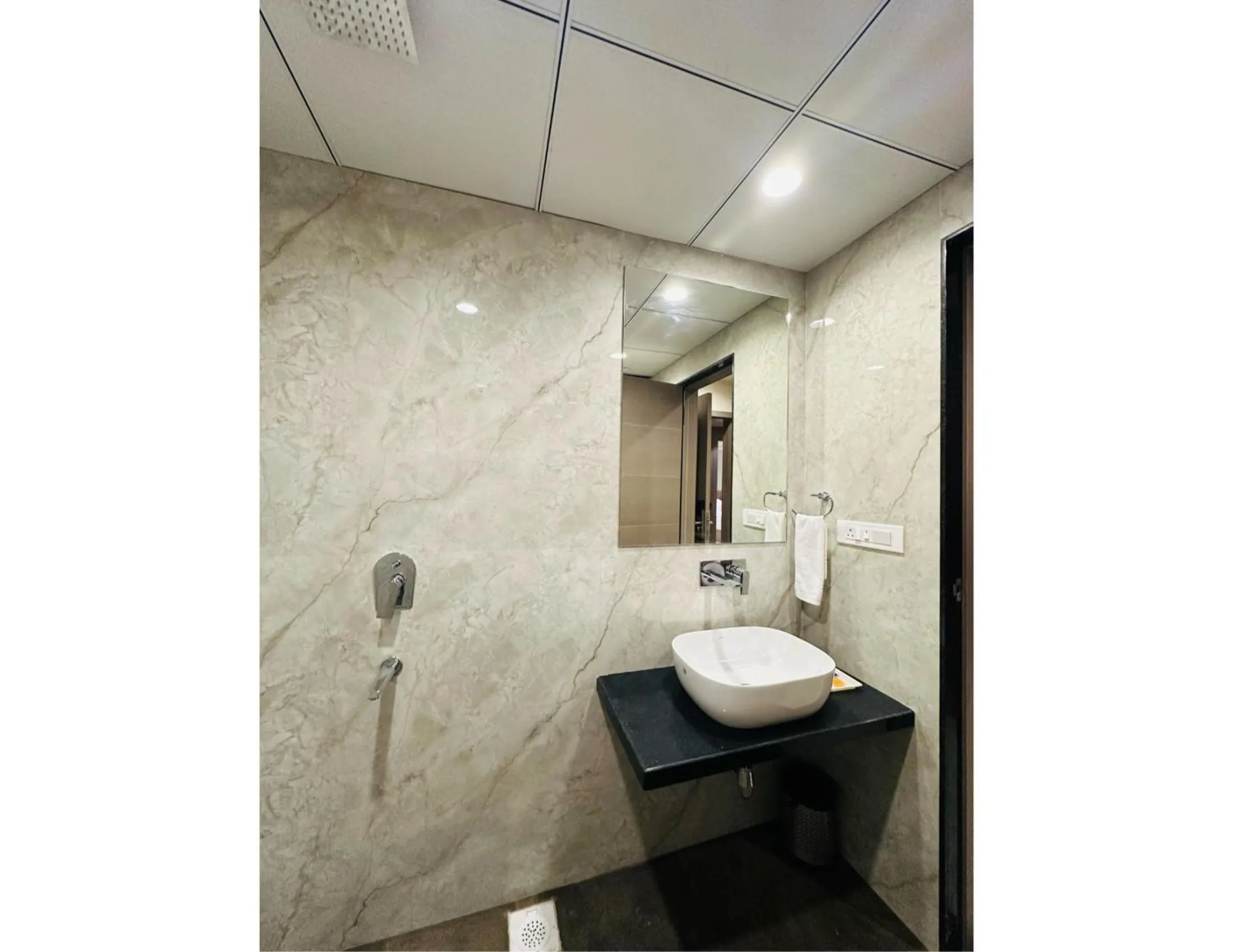 Shower in Hotel shree ji inn