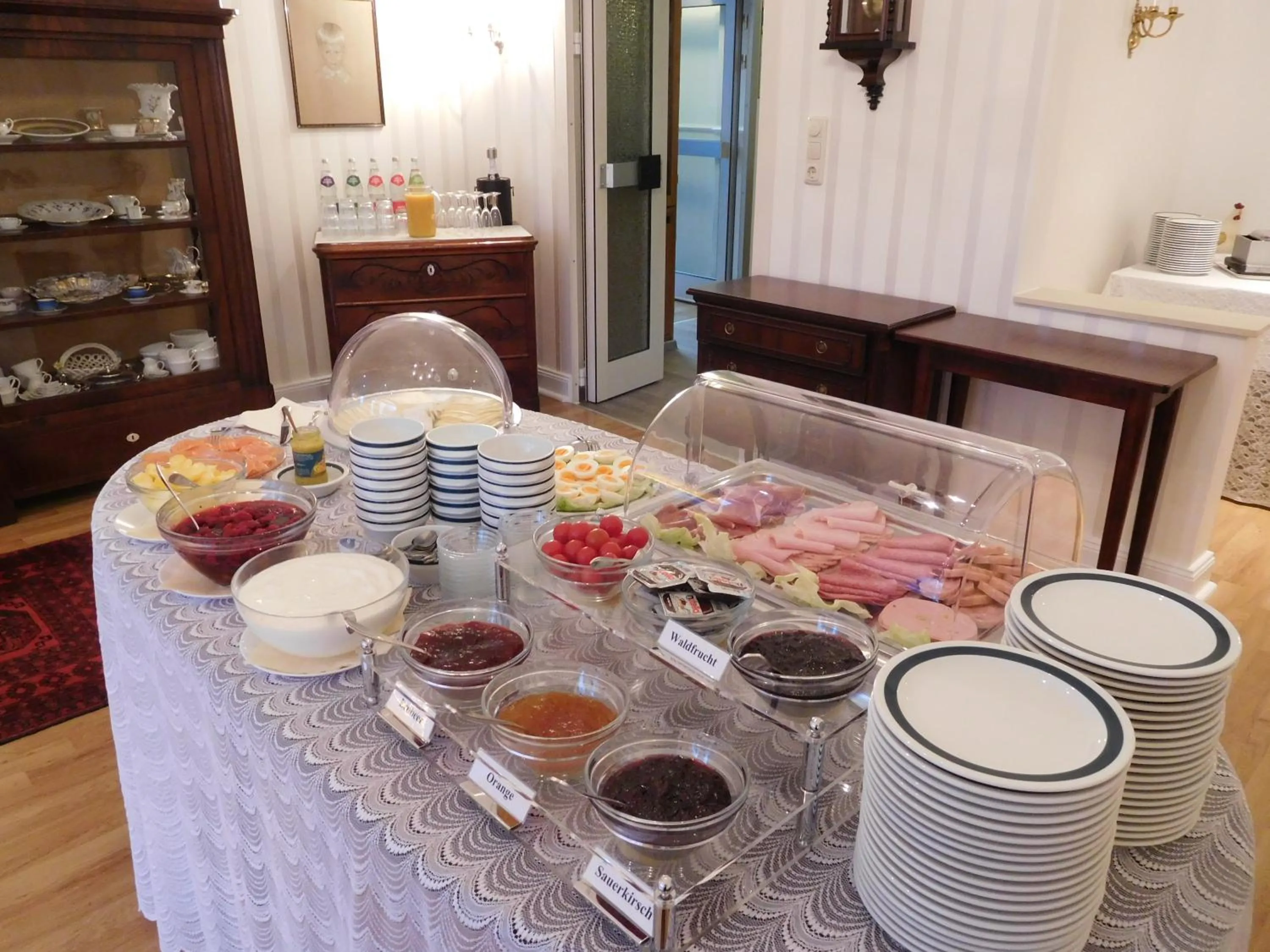 Buffet breakfast in Hotel Sonnenklause