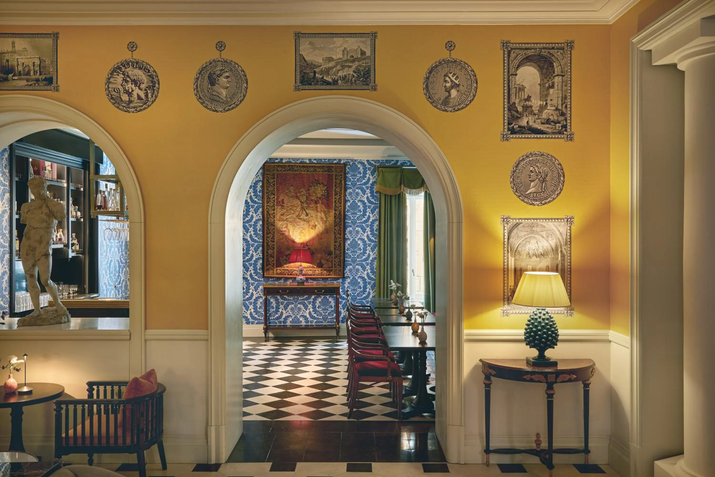 Lounge or bar in Rocco Forte Hotel De La Ville