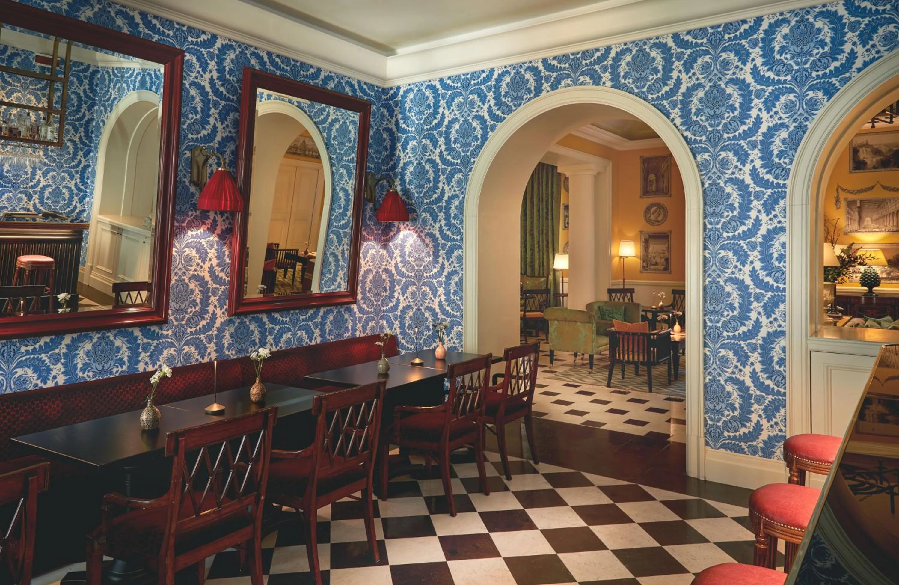 Lounge or bar in Rocco Forte Hotel De La Ville