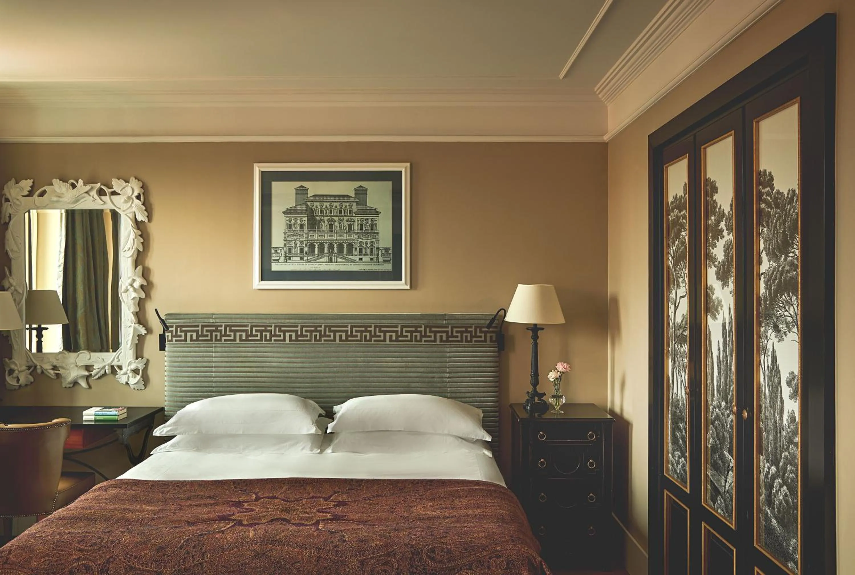 Decorative detail, Bed in Rocco Forte Hotel De La Ville