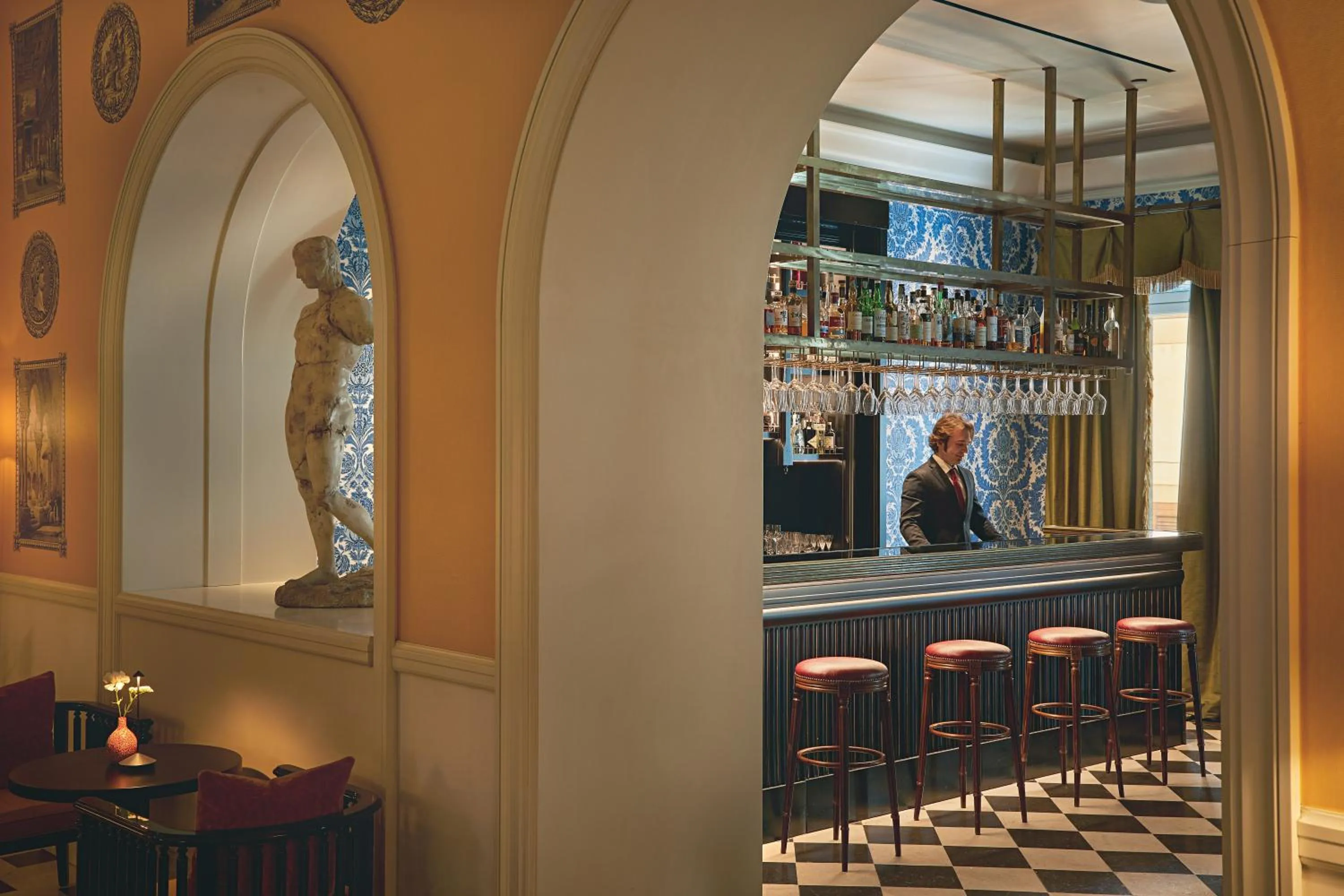 Lounge or bar in Rocco Forte Hotel De La Ville