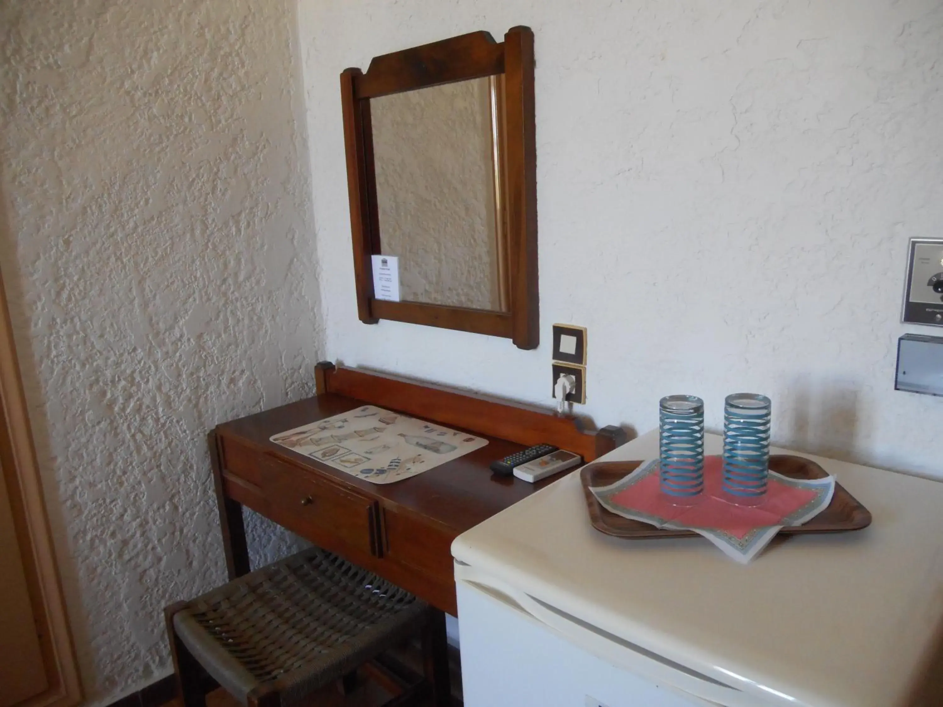 Economy Twin Room in Pythaïs Hotel Economy Twin Room in Pythaïs Hotel