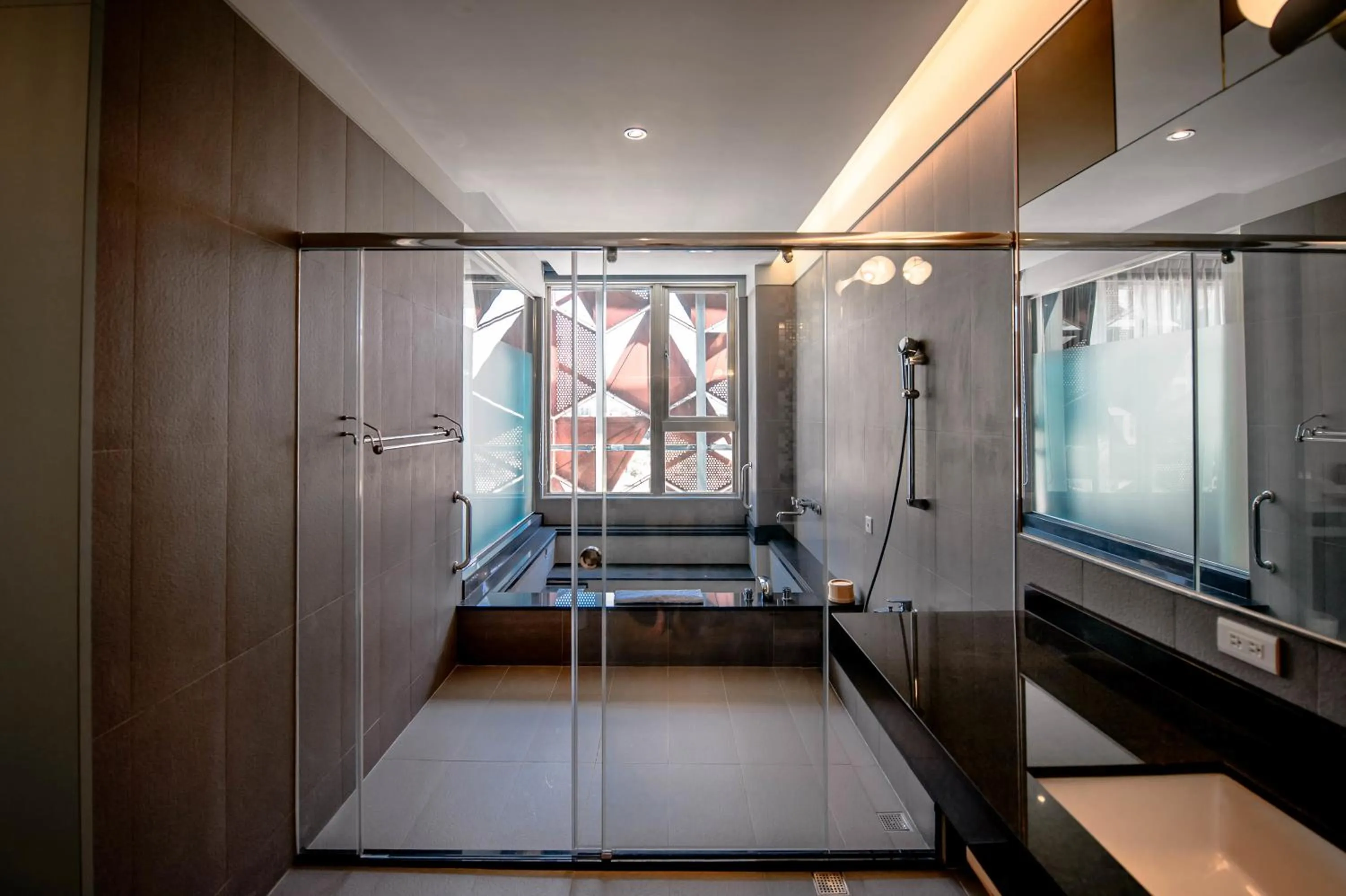 Bathroom in No. 9 Hotel