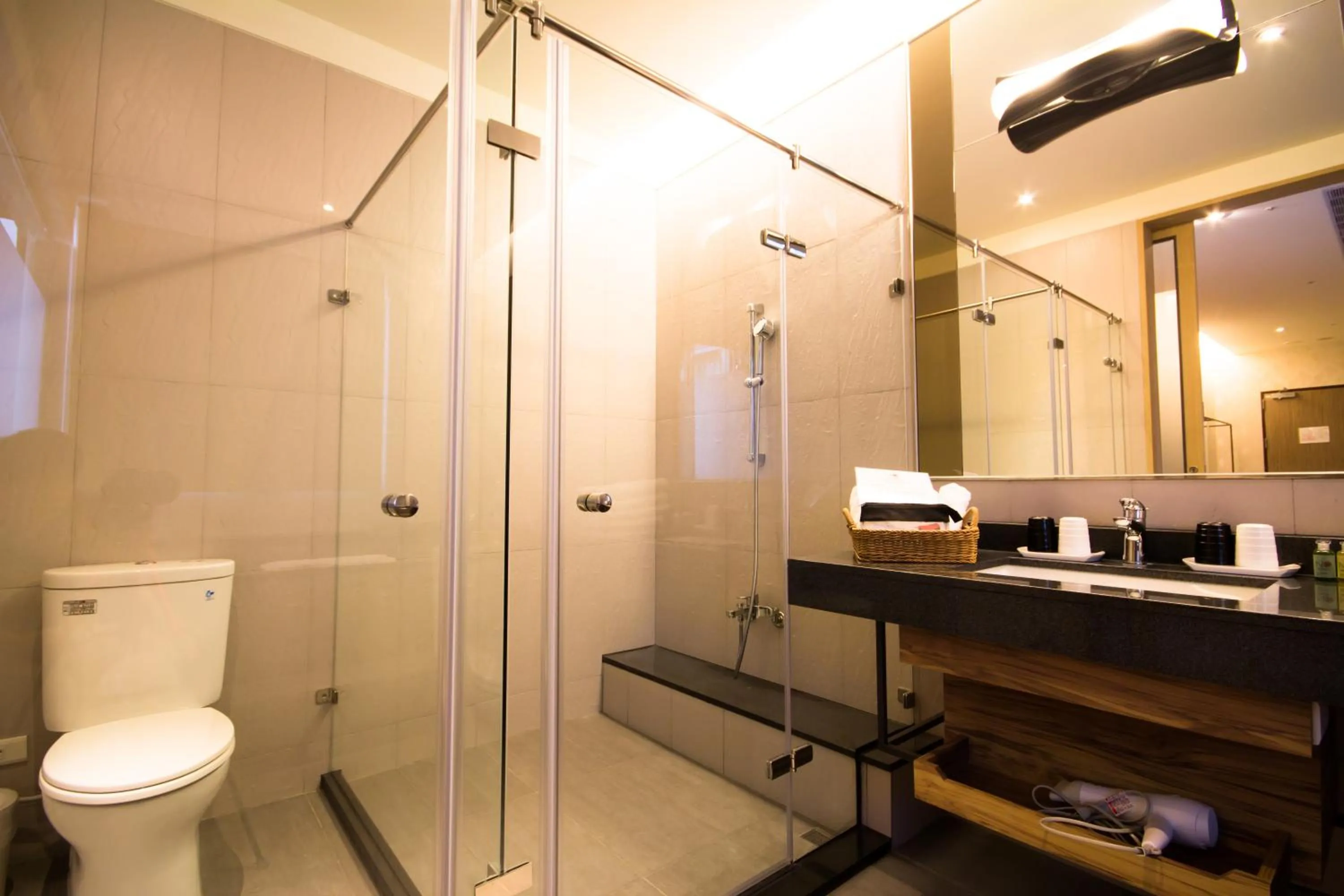 Bathroom in No. 9 Hotel