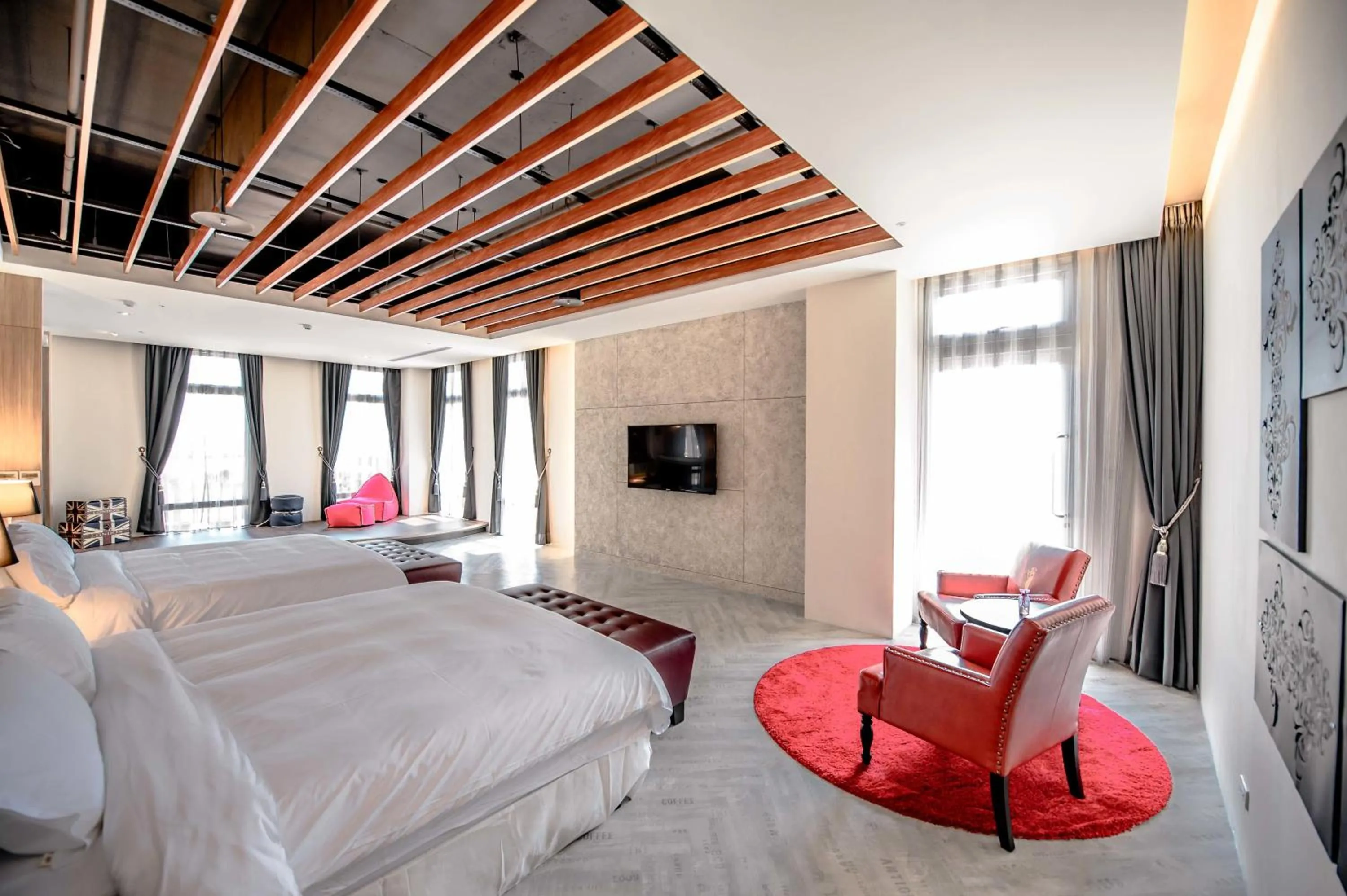 Photo of the whole room, Bed in No. 9 Hotel