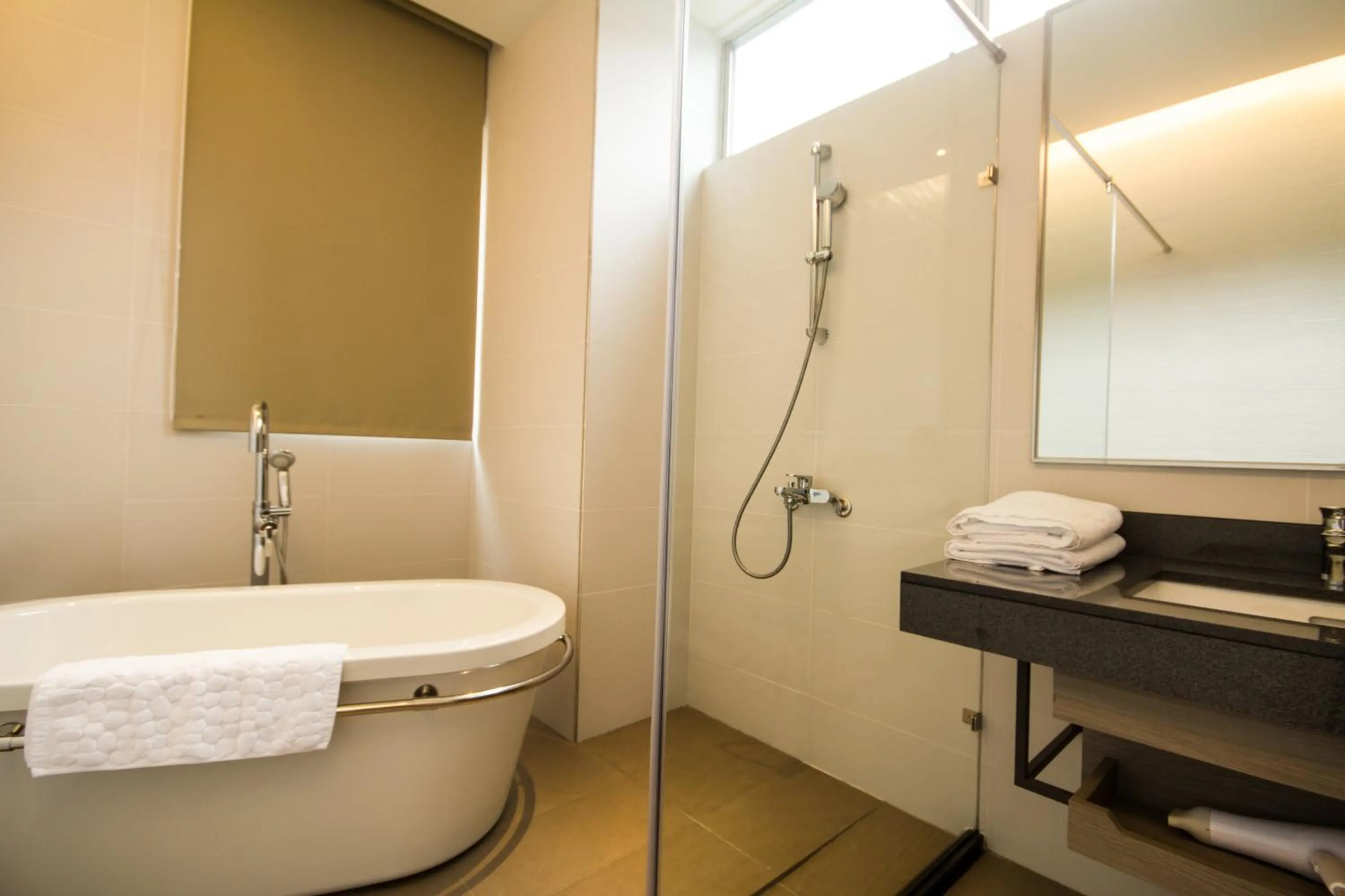 Bathroom in No. 9 Hotel