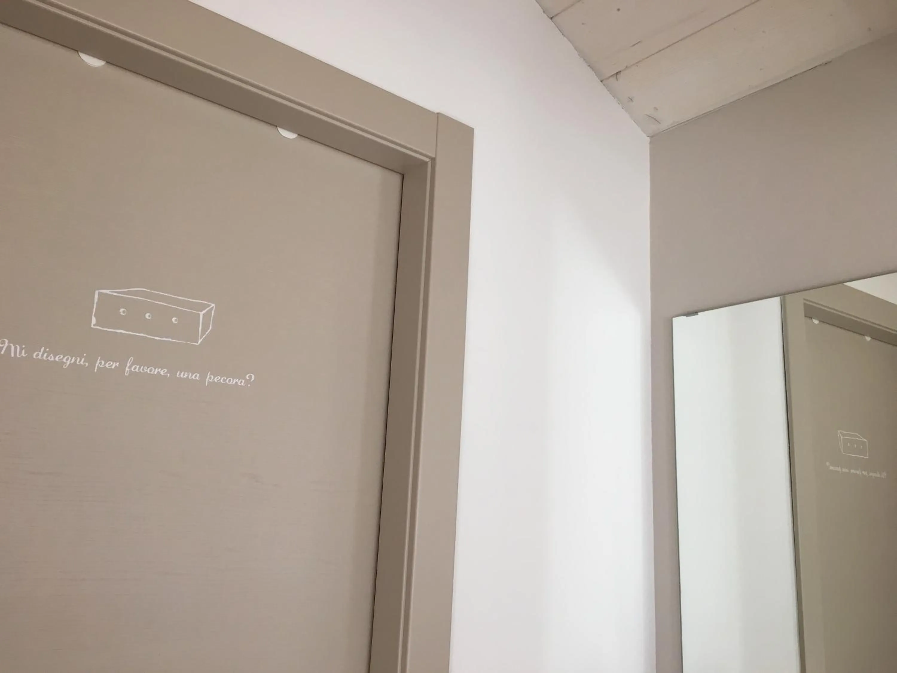 Decorative detail in B&B Il Piccolo Principe room and breakfast