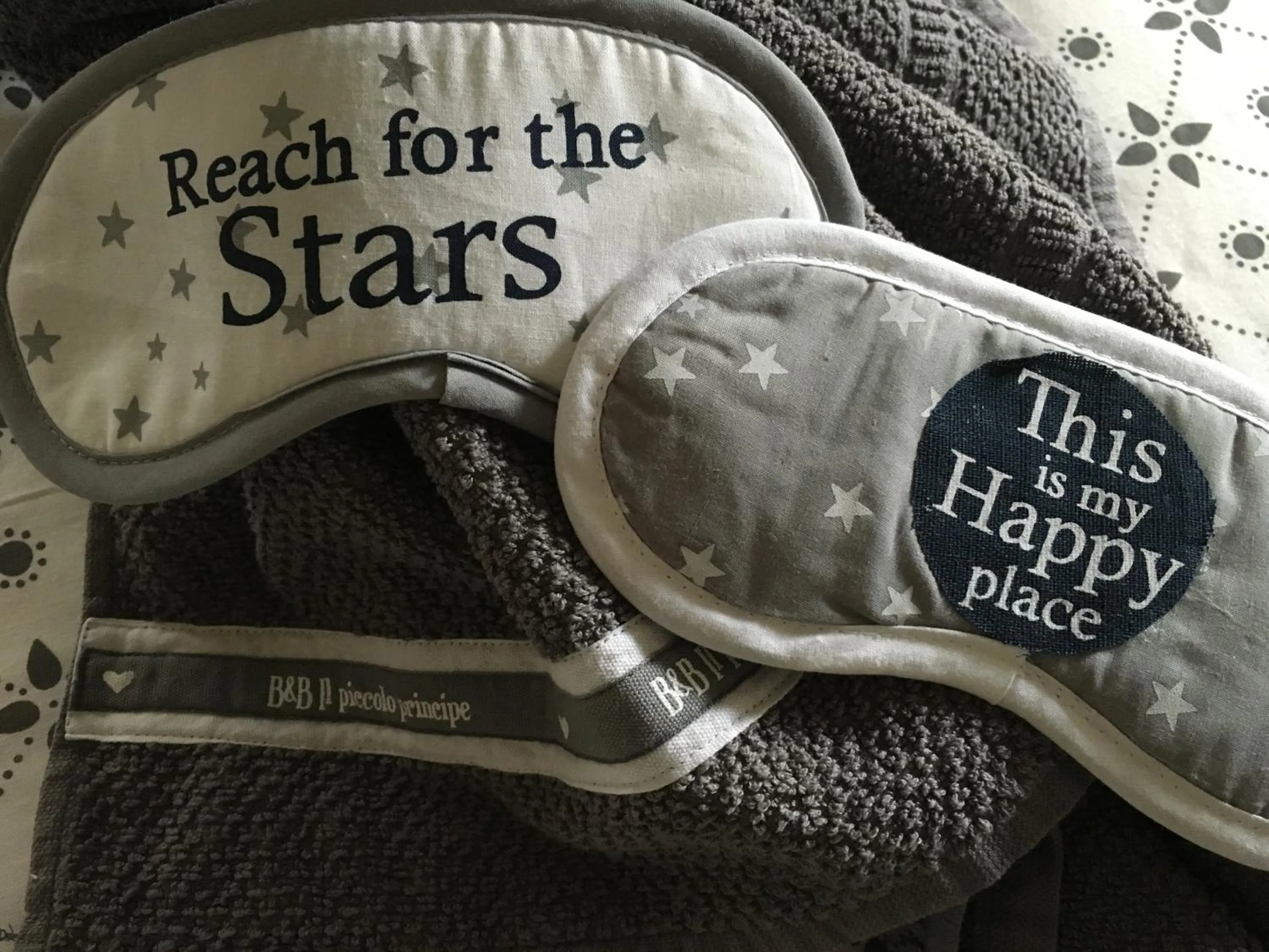 Property logo or sign in B&B Il Piccolo Principe room and breakfast