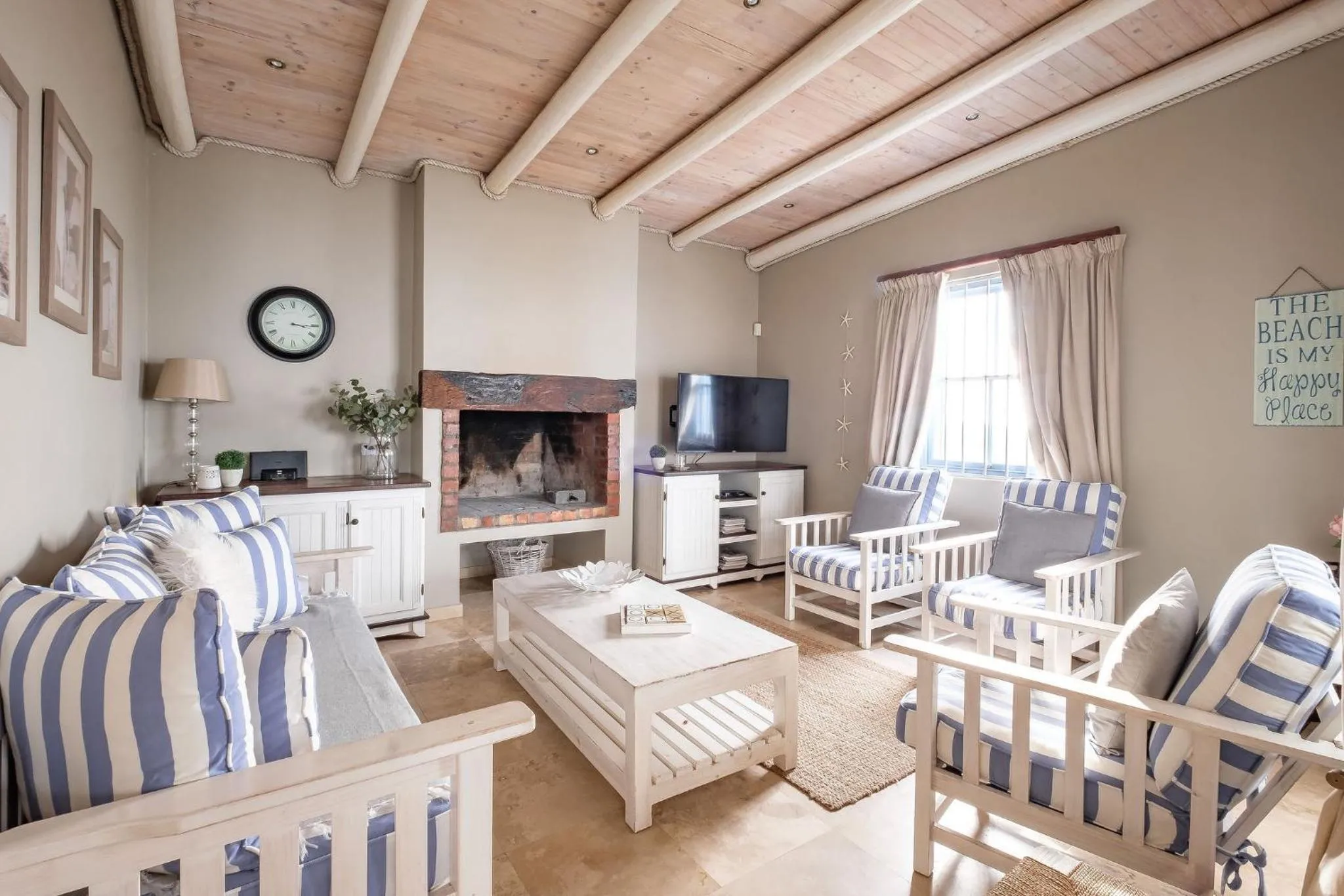 Na Genoeg Holiday Home