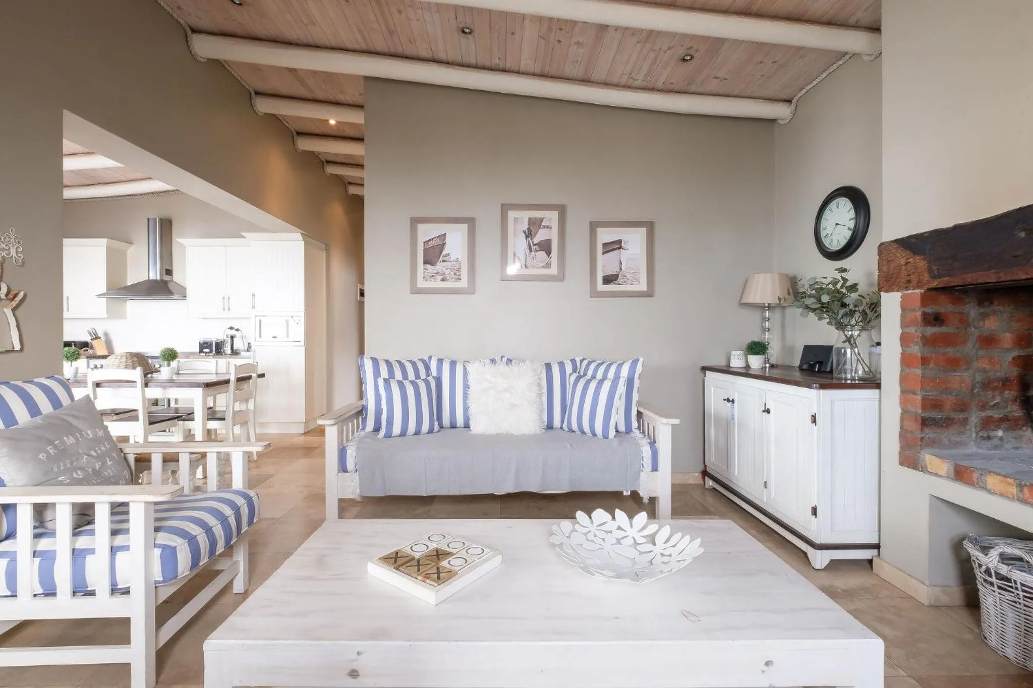 Na Genoeg Holiday Home