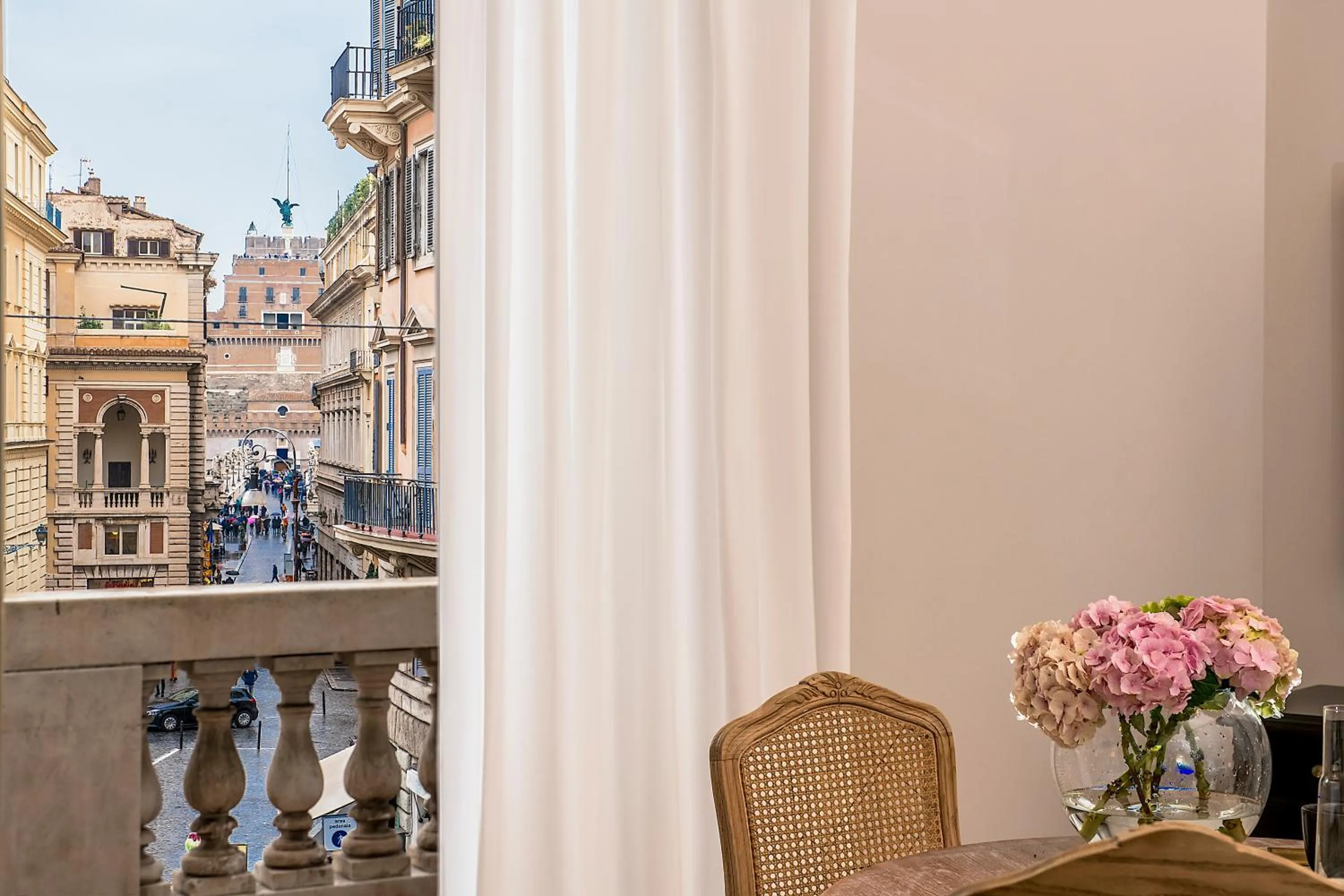 Street view in Boutique Hotel Atelier '800