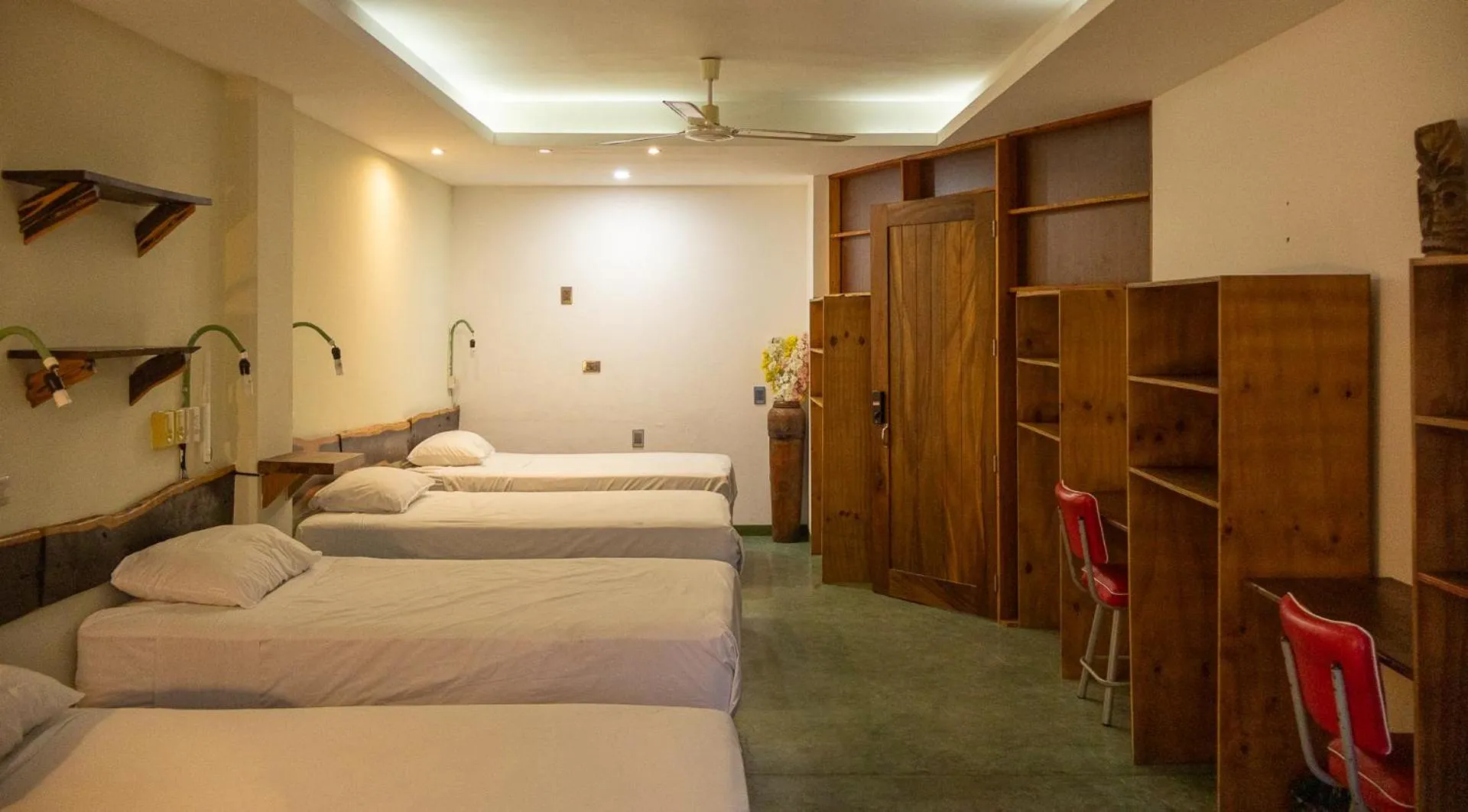 Bed in Madre Tierra Hostal