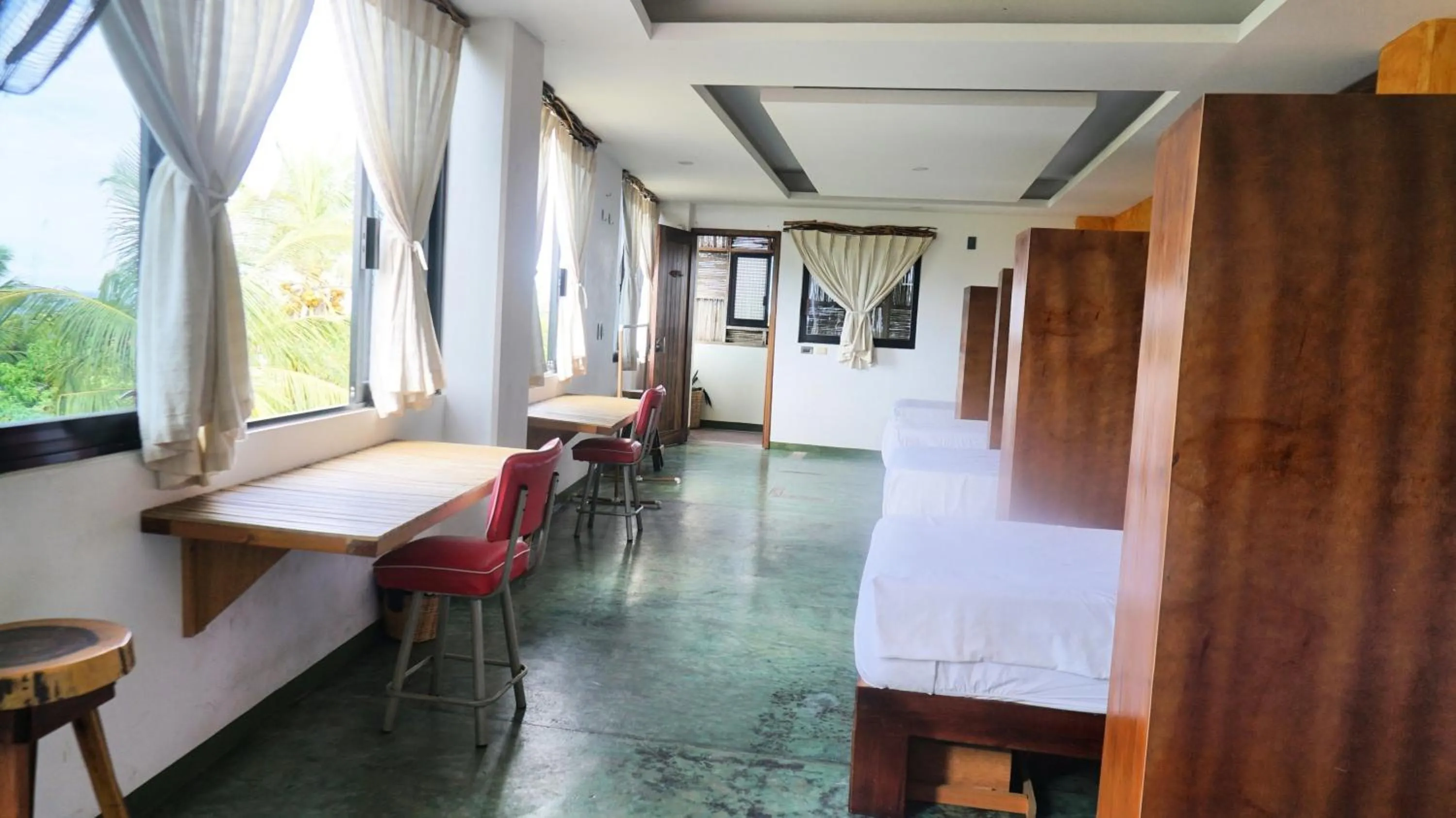Madre Tierra Hostal