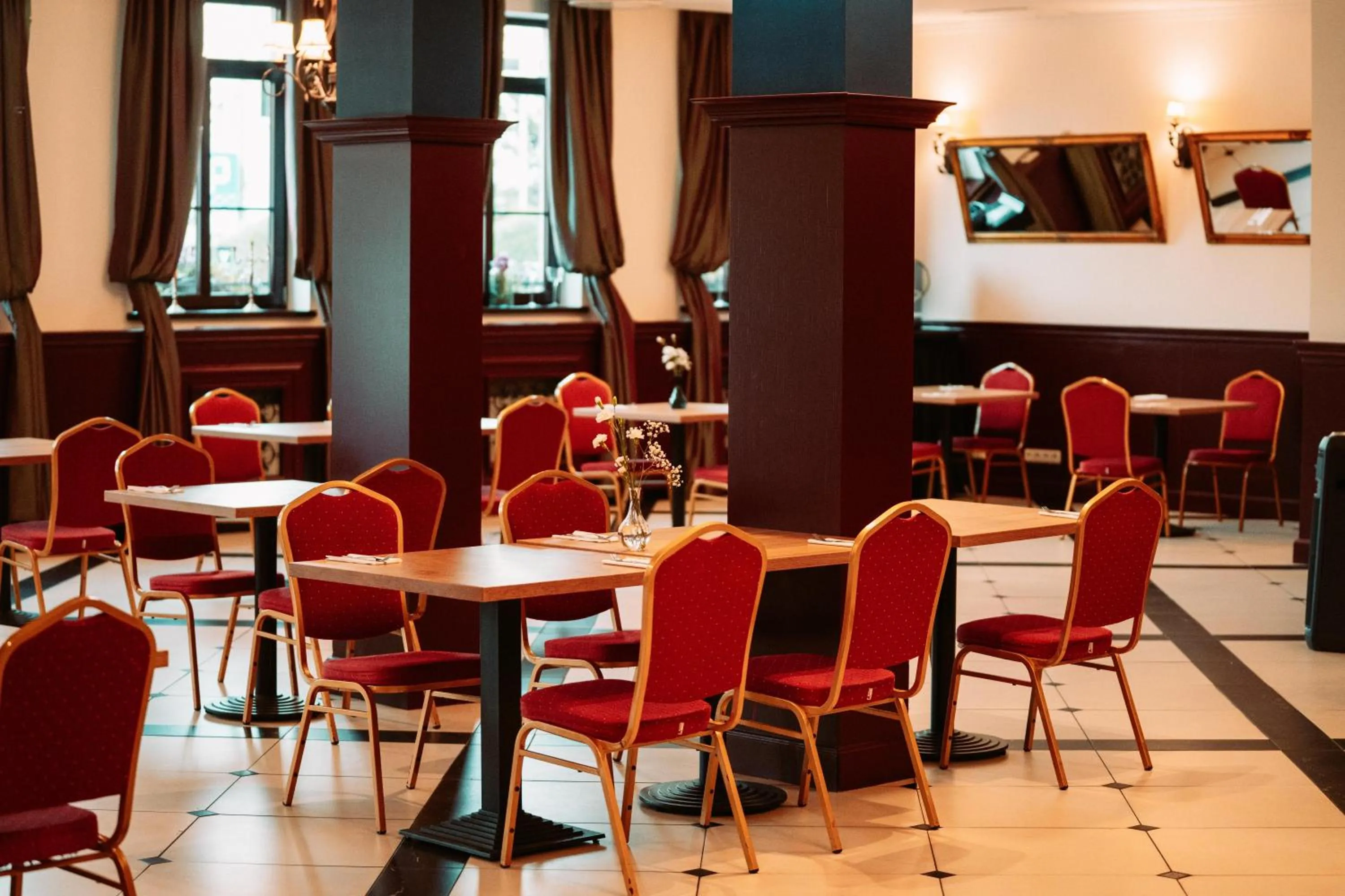 Restaurant/places to eat in Villa Tradycja